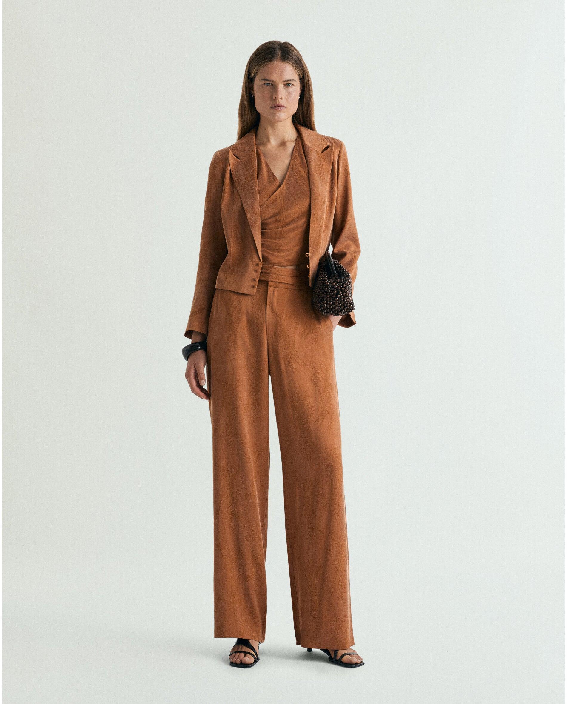 Blazer Curto em Tecido Jacquard Laguna-5