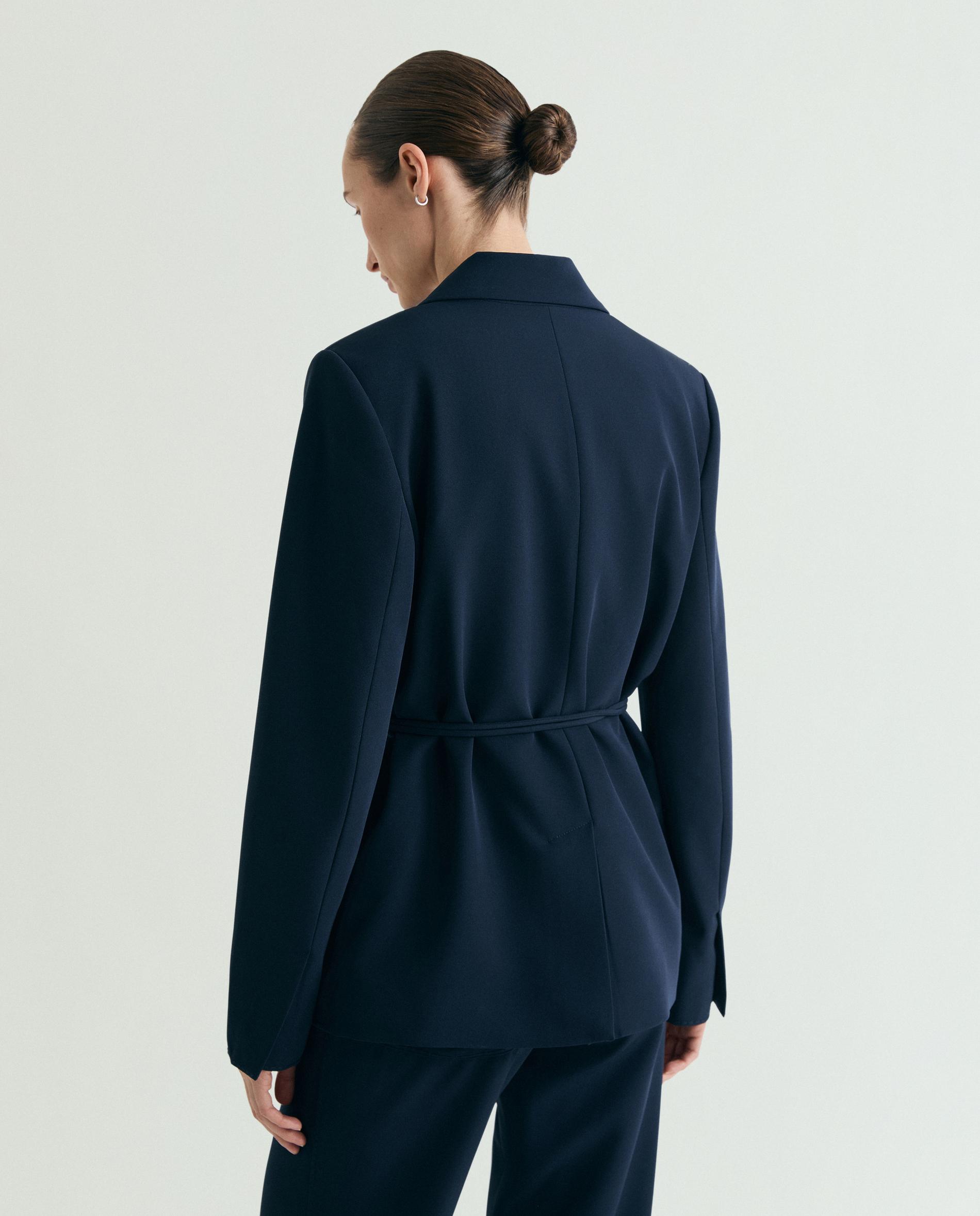 Blazer Cruzado com Cinto Ajustável em Tom Navy-3