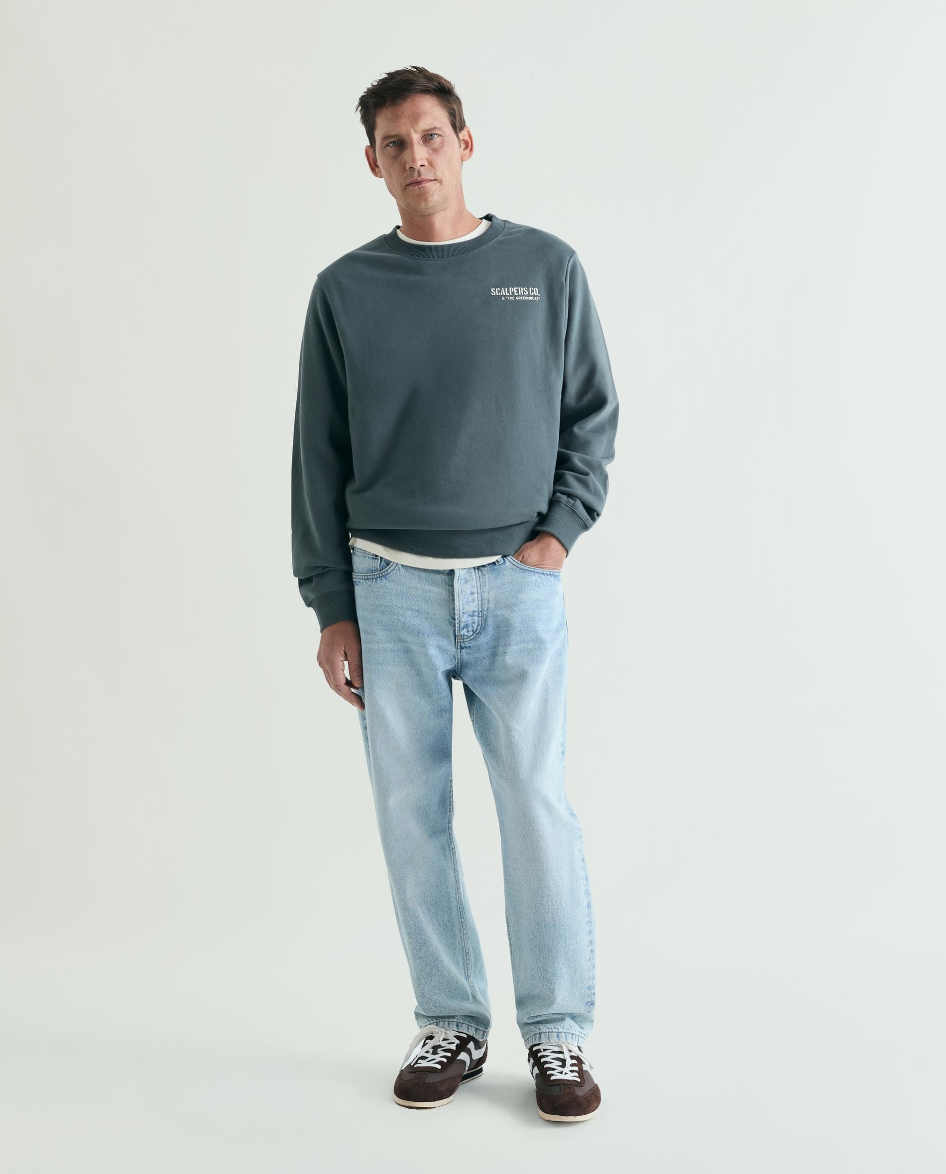 Sweatshirt com Gola Redonda e Estampado Posterior Verde-escuro-3