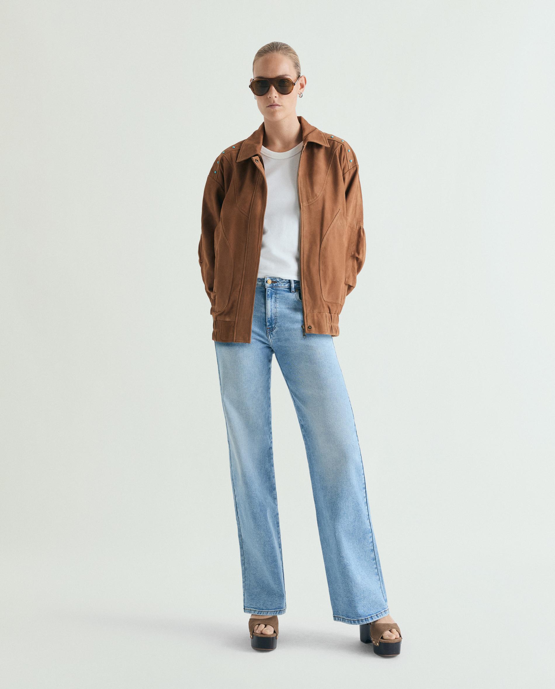 Blusão de Pele Bomber com Detalhes de Studs Camel-2