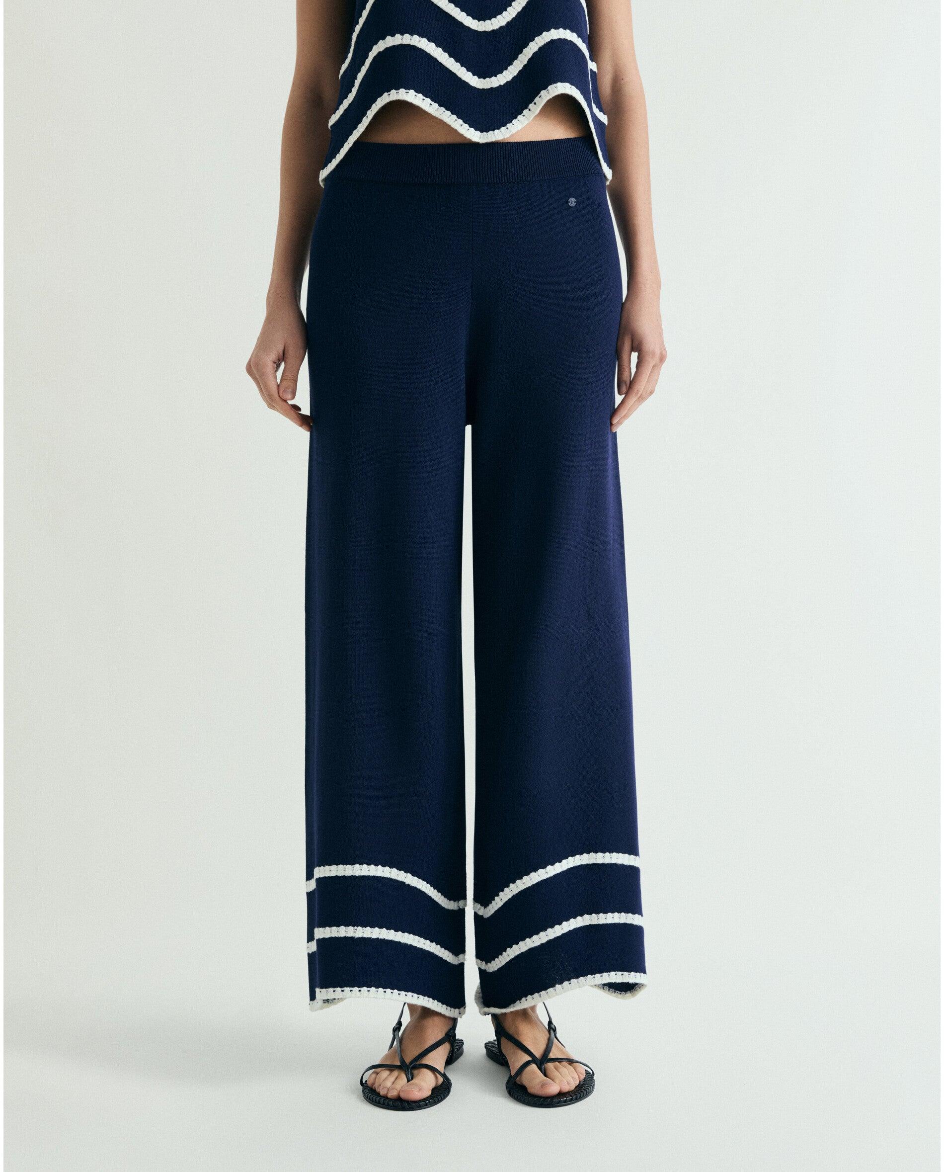 Imagem 0 de Calças de Malha com Cintura Elástica e Debrum em Contraste