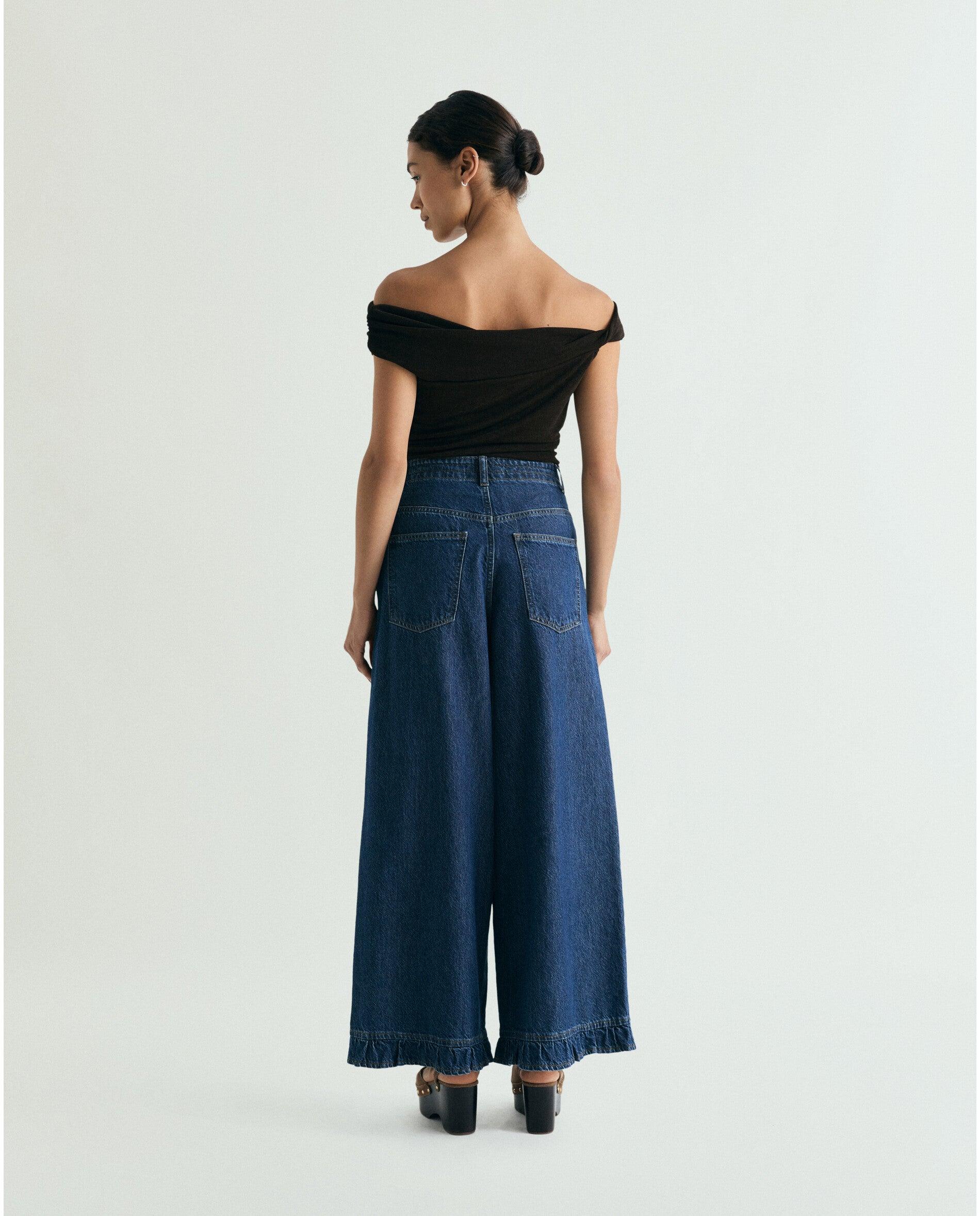 Jeans Largo com Cordão Ajustável e Folho na Bainha Azul-índigo-3