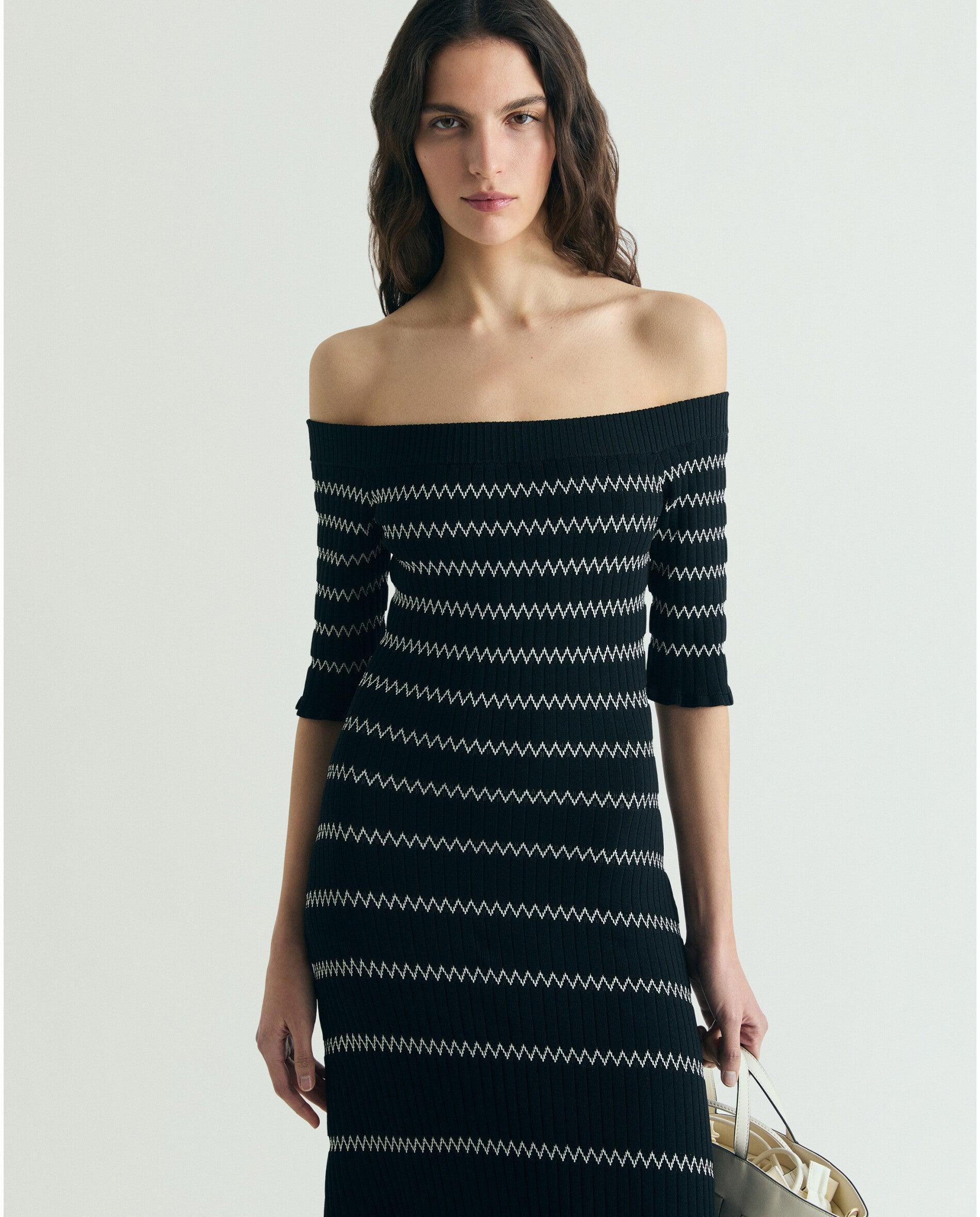 Vestido Midi com Textura às Riscas Preto-2