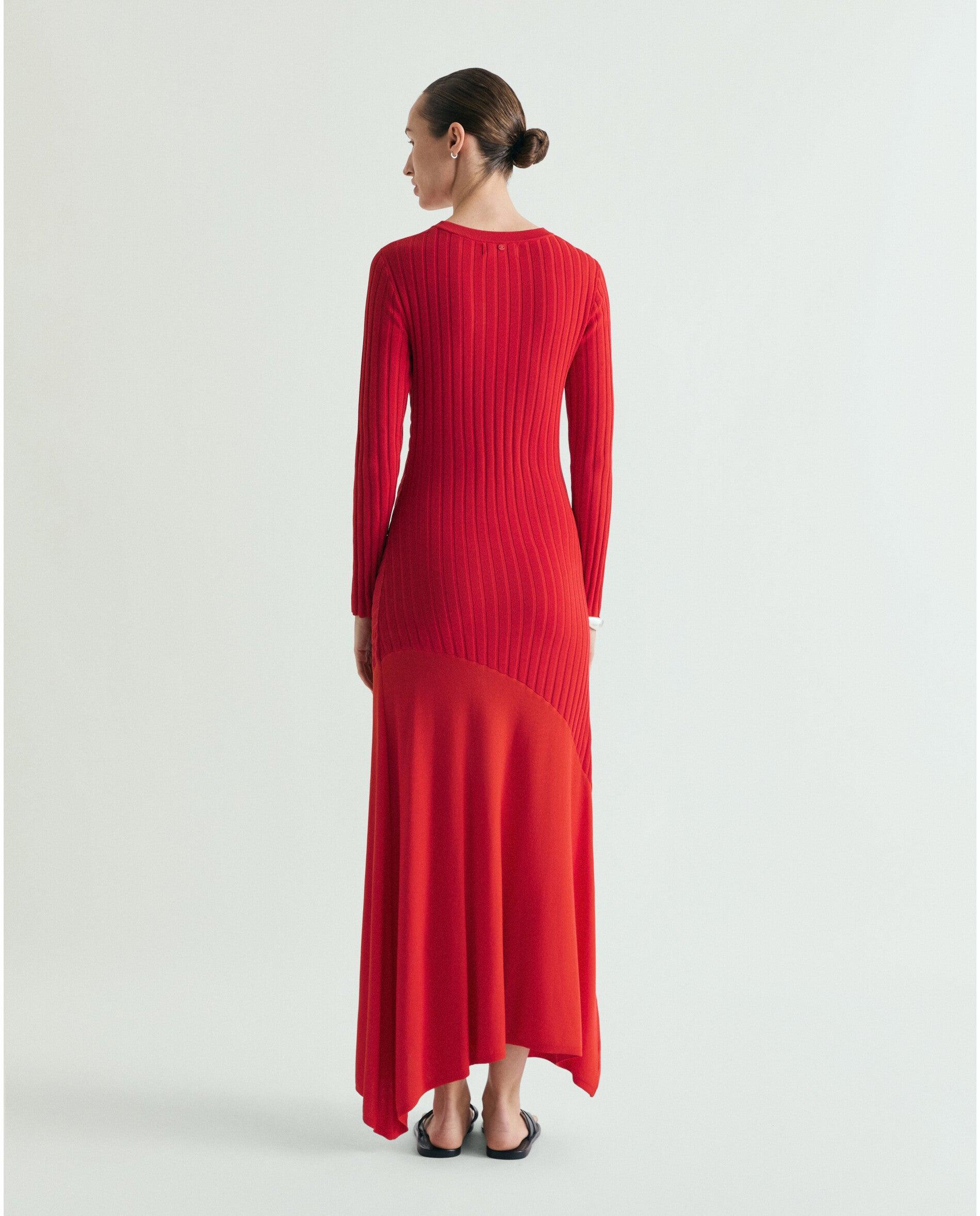 Vestido de Malha Comprido Slim Fit Vermelho-3