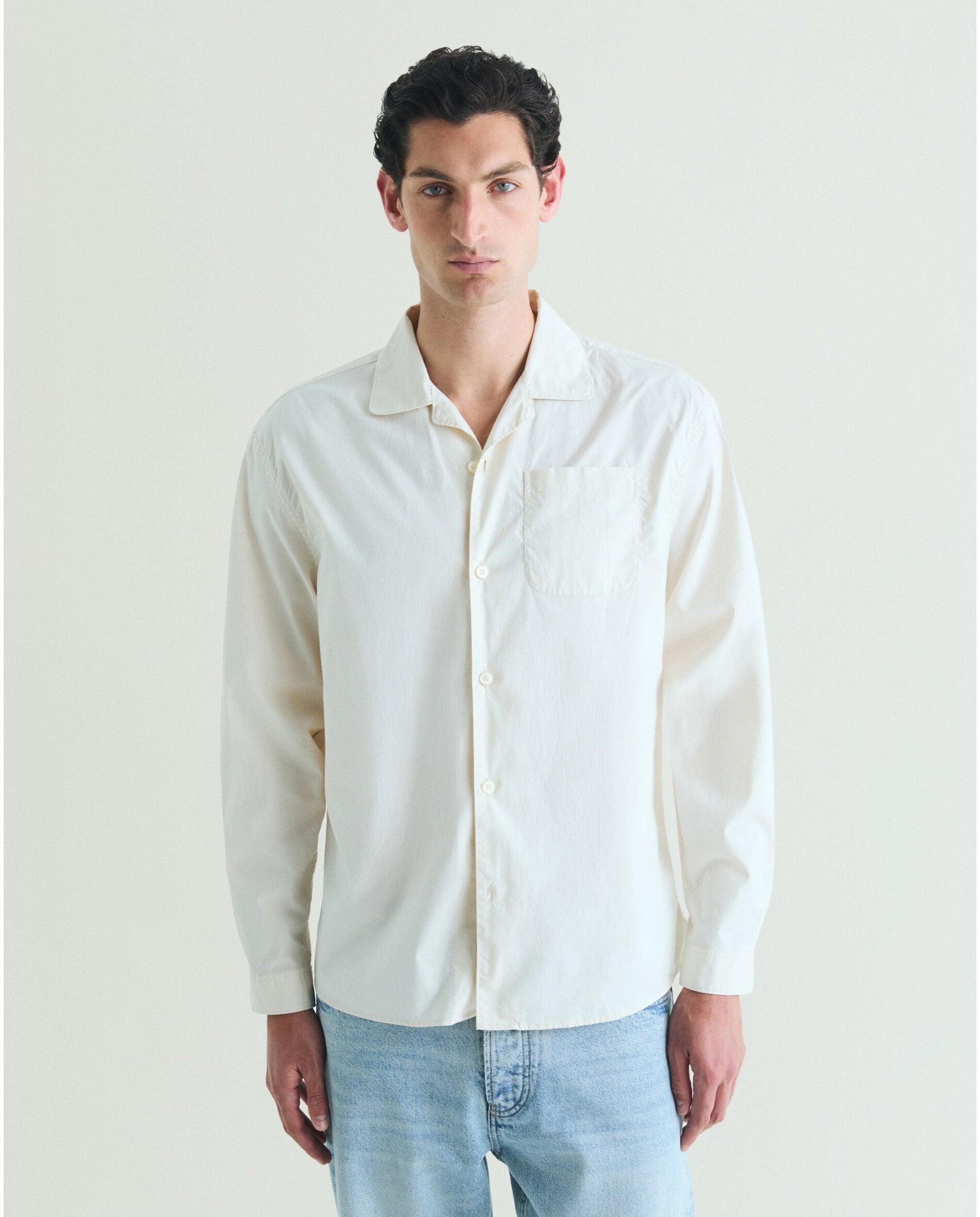 Imagem 0 de Camisa Regular Fit com Bolso no Peito