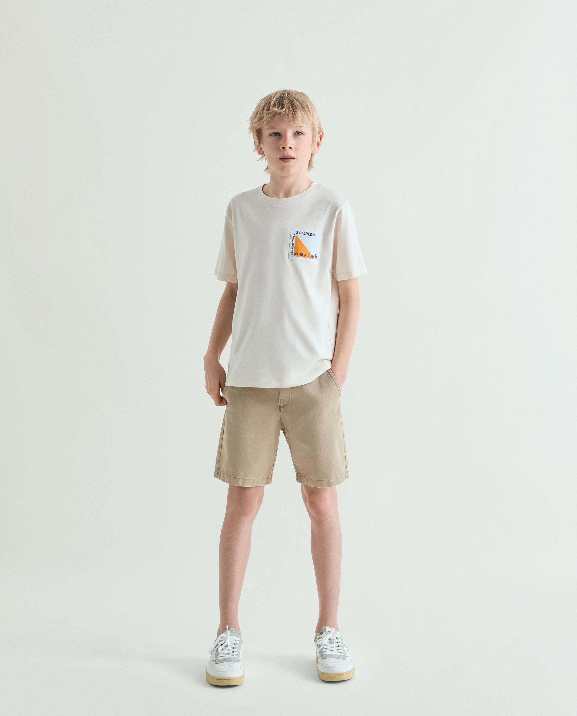 T-shirt Infantil de Manga Curta com Print Posterior Scalpers Branco-3