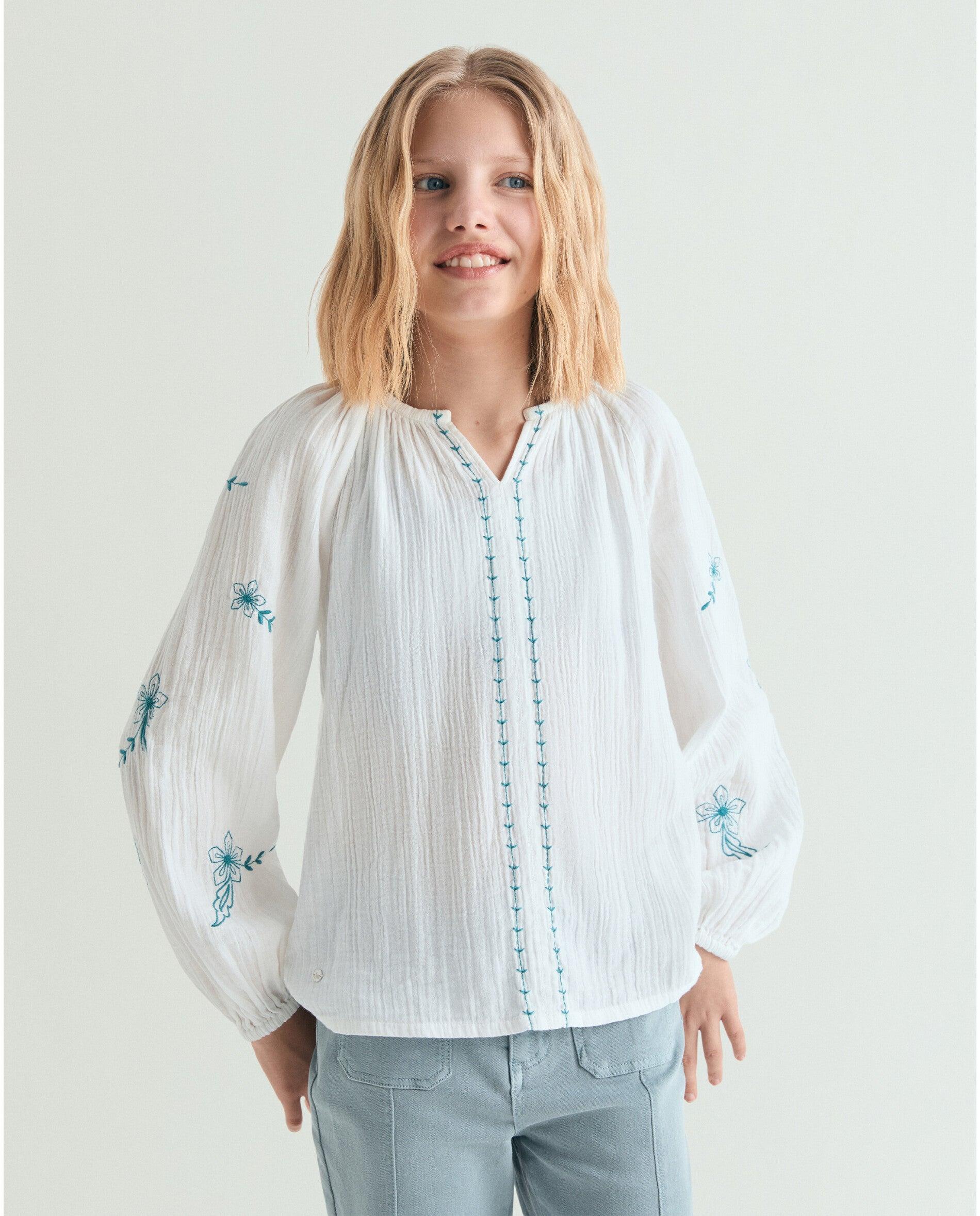 Imagem 0 de Blusa Infantil Bordada com Punhos Elásticos