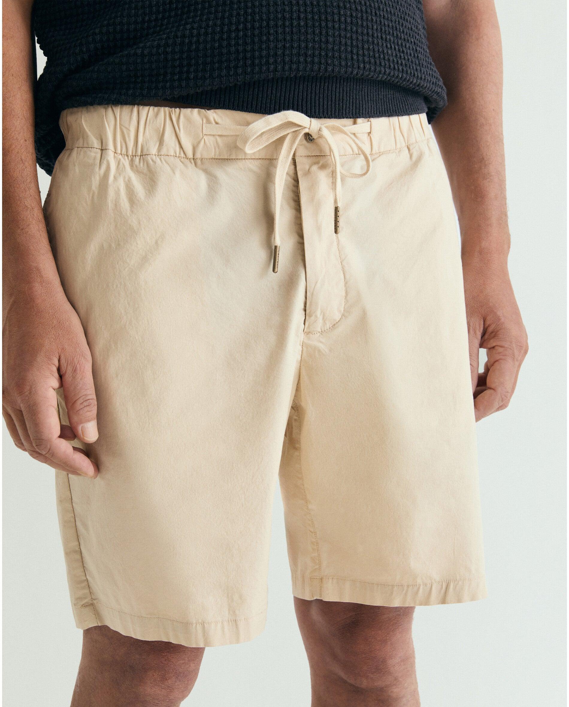 Bermudas Regular Fit com Cintura Elástica Bege-2
