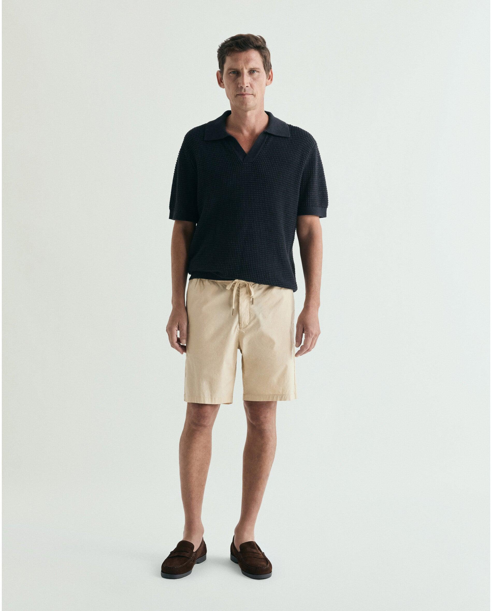 Imagem 0 de Bermudas Regular Fit com Cintura Elástica
