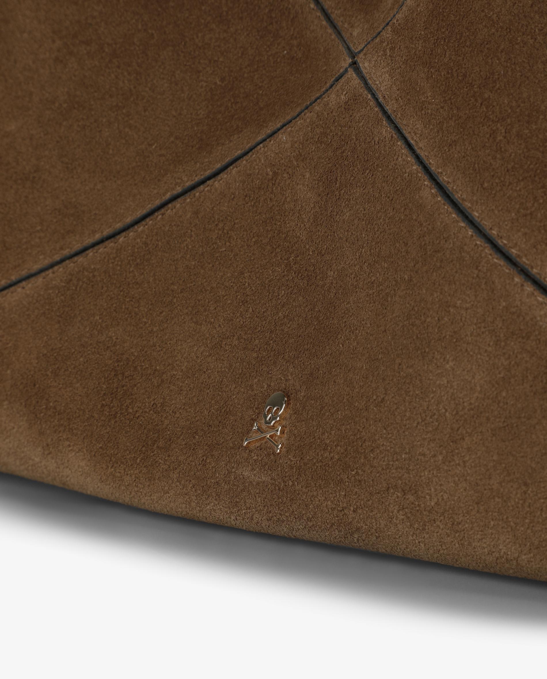 Mala de Ombro Confecionada em Pele com Acabamento Efeito Camurça Camel-4