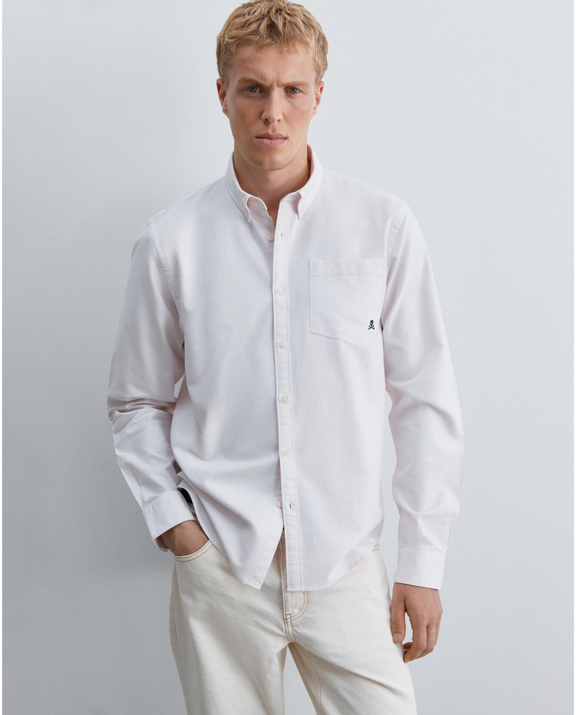 Imagem 0 de Camisa Oxford Às Riscas com Bolso no Peito