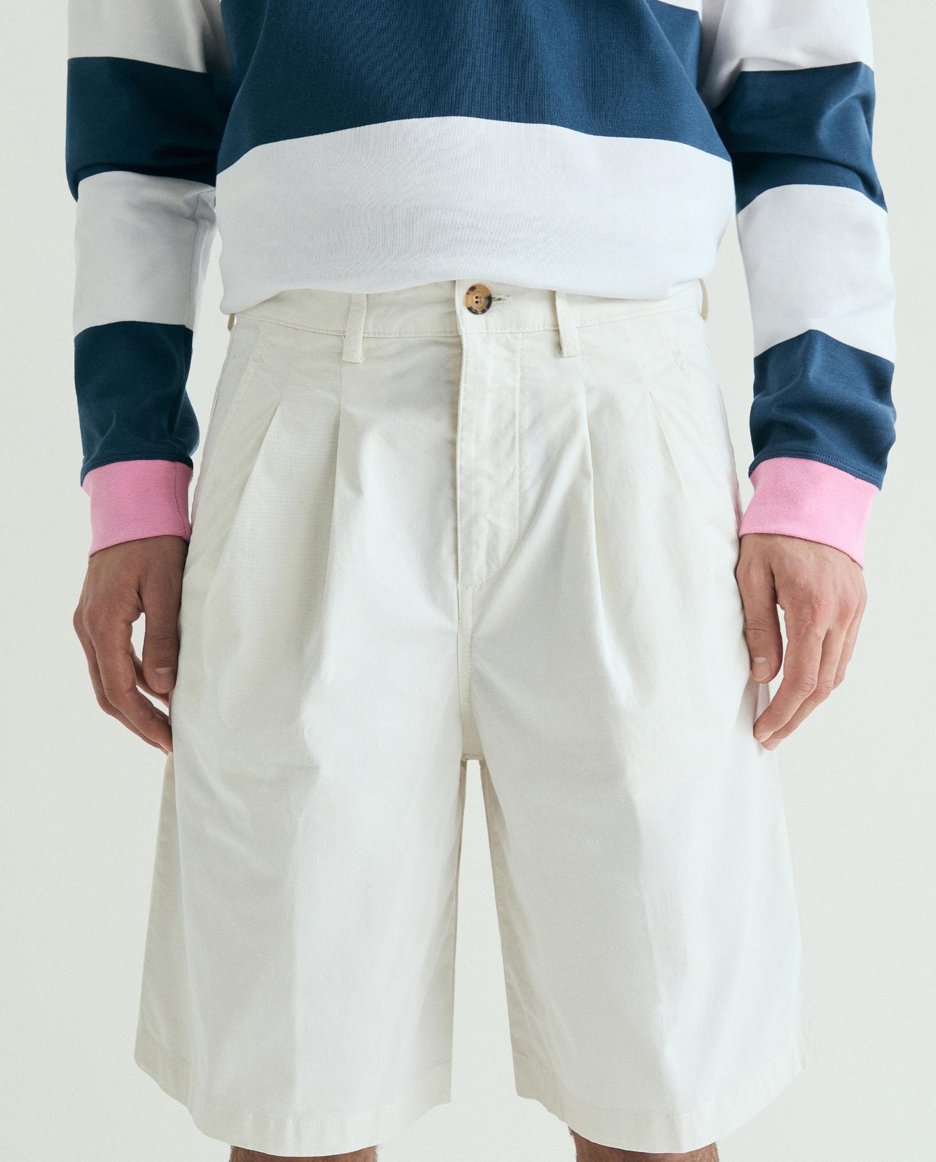 Bermudas Calças Chino Relaxed Fit em Tecido de Algodão com Estrutura Cru-2