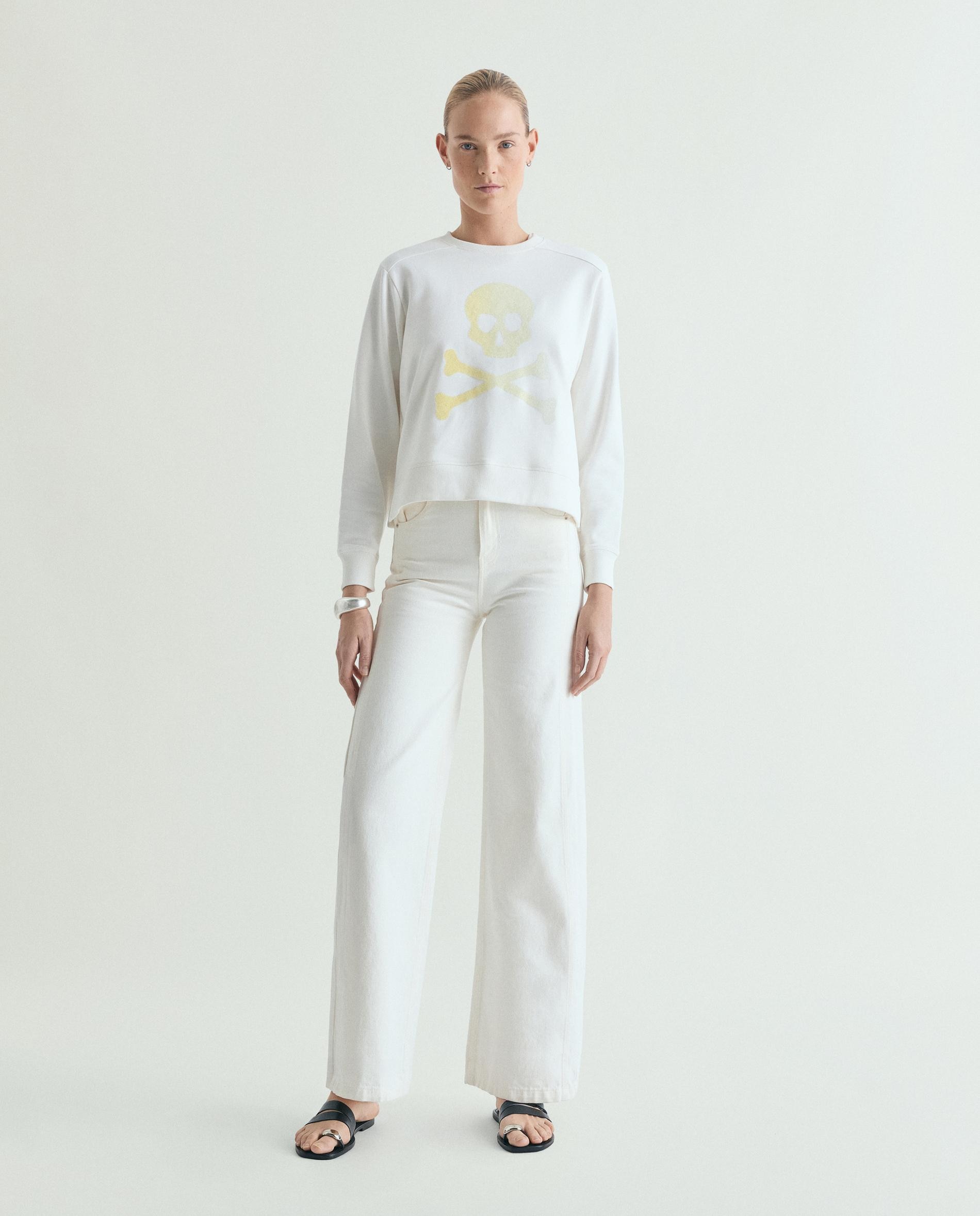 Sweatshirt com Gola Redonda e Caveira Frontal Marfim-3