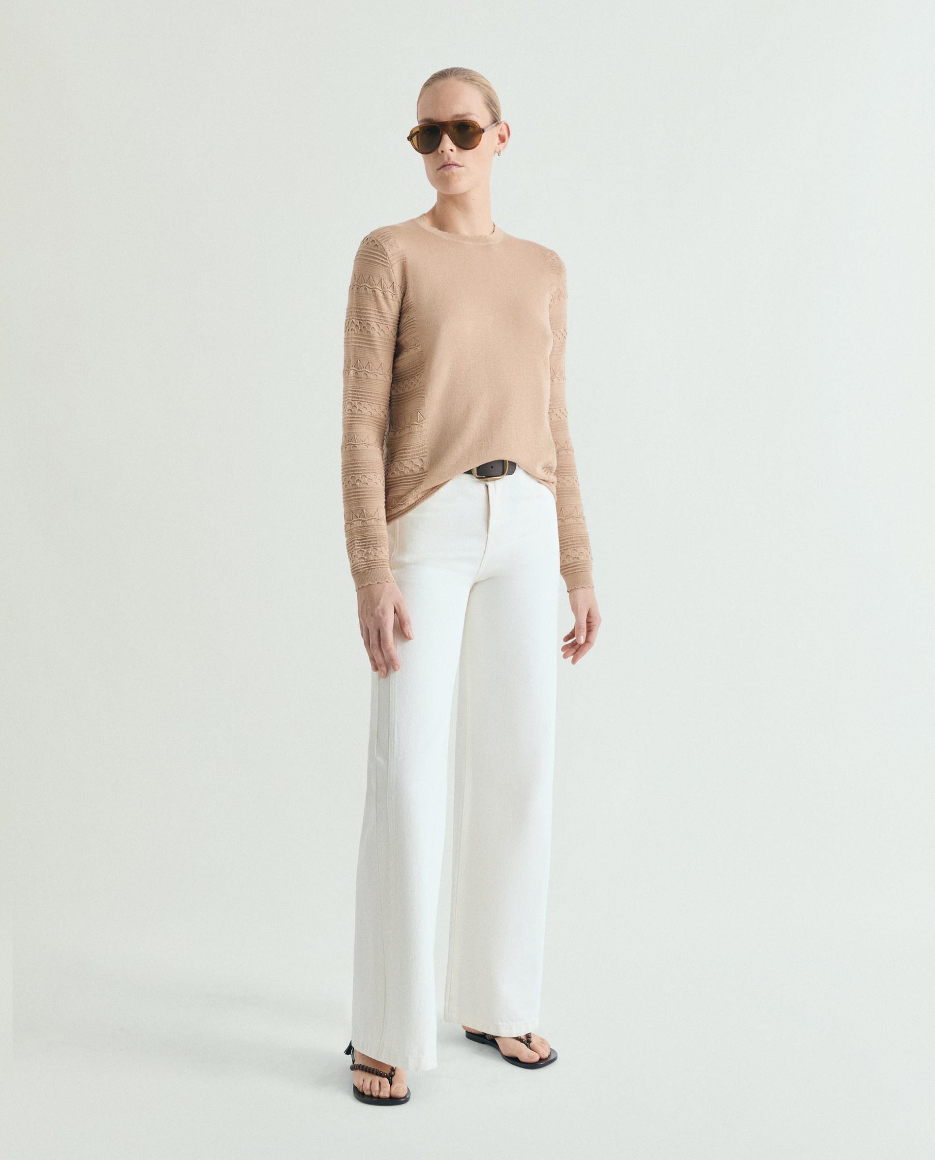 Camisola Regular Fit com Gola Redonda Camel-3
