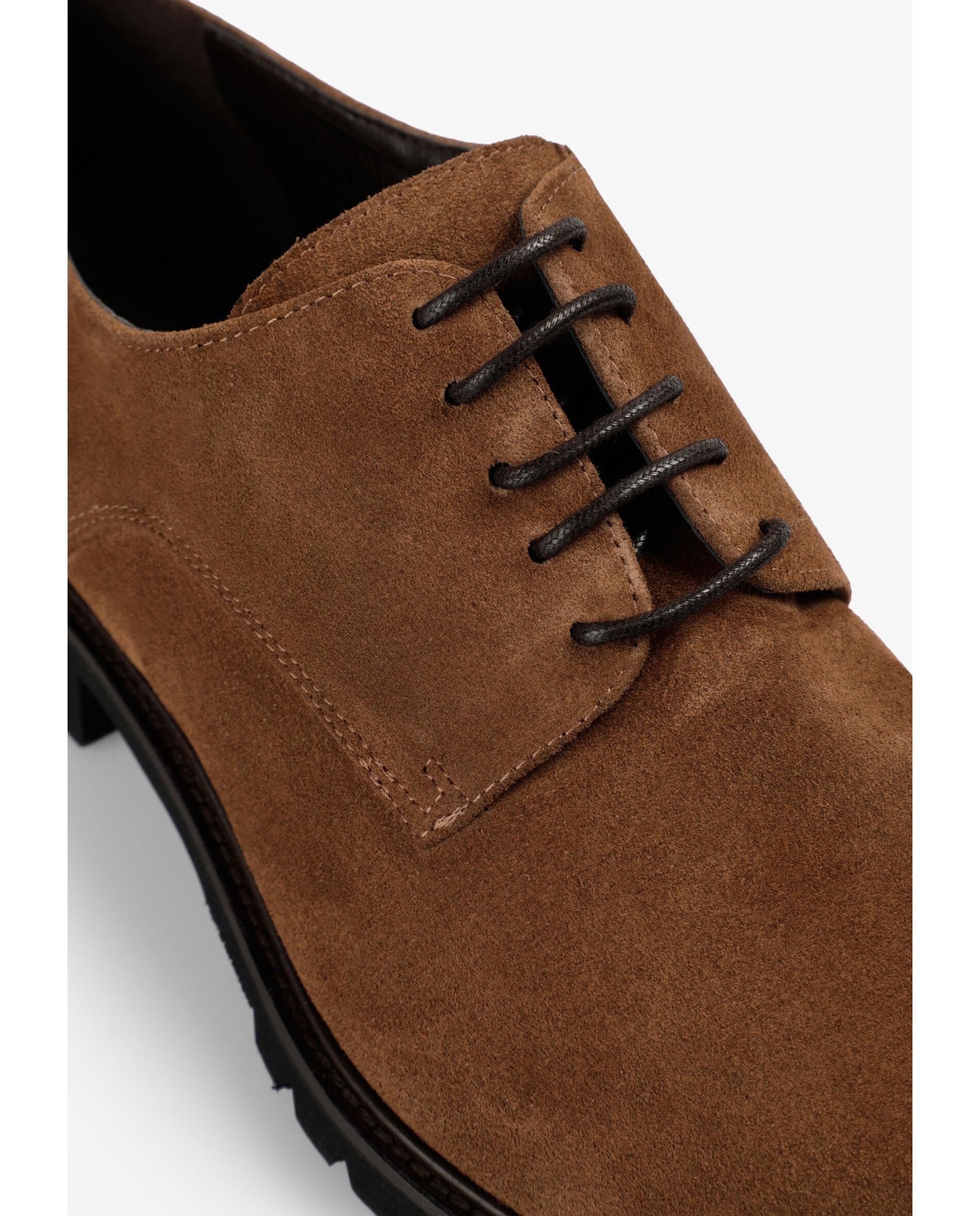 Sapatos de Cordões em Camurça com Cordões em Contraste Castanho-6