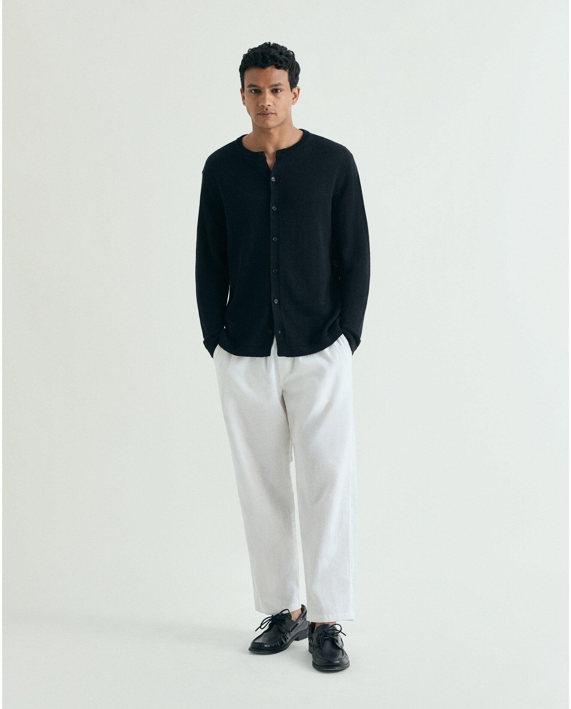 Cardigan Relaxed Fit com Gola Redonda Preto-3