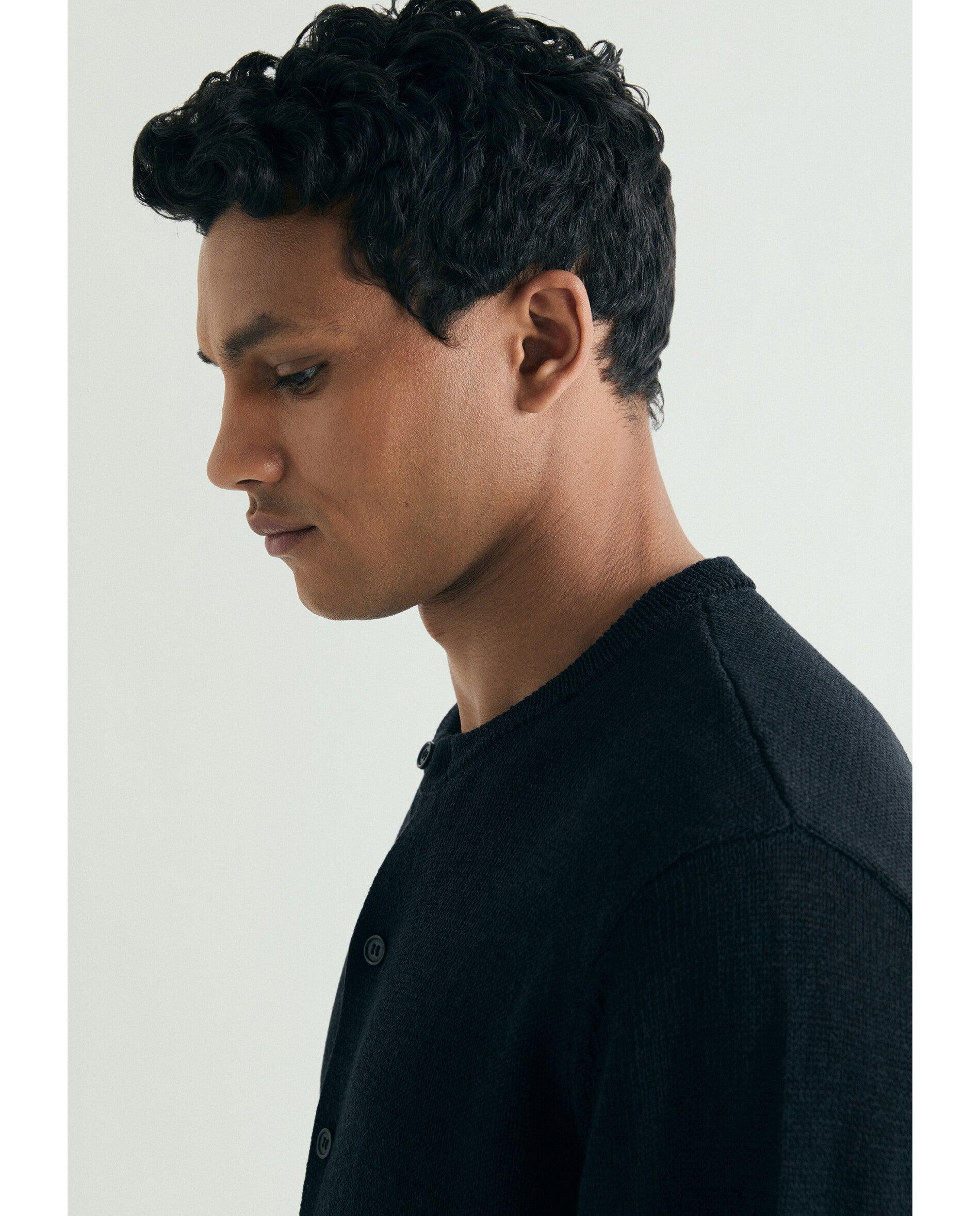 Cardigan Relaxed Fit com Gola Redonda Preto-5