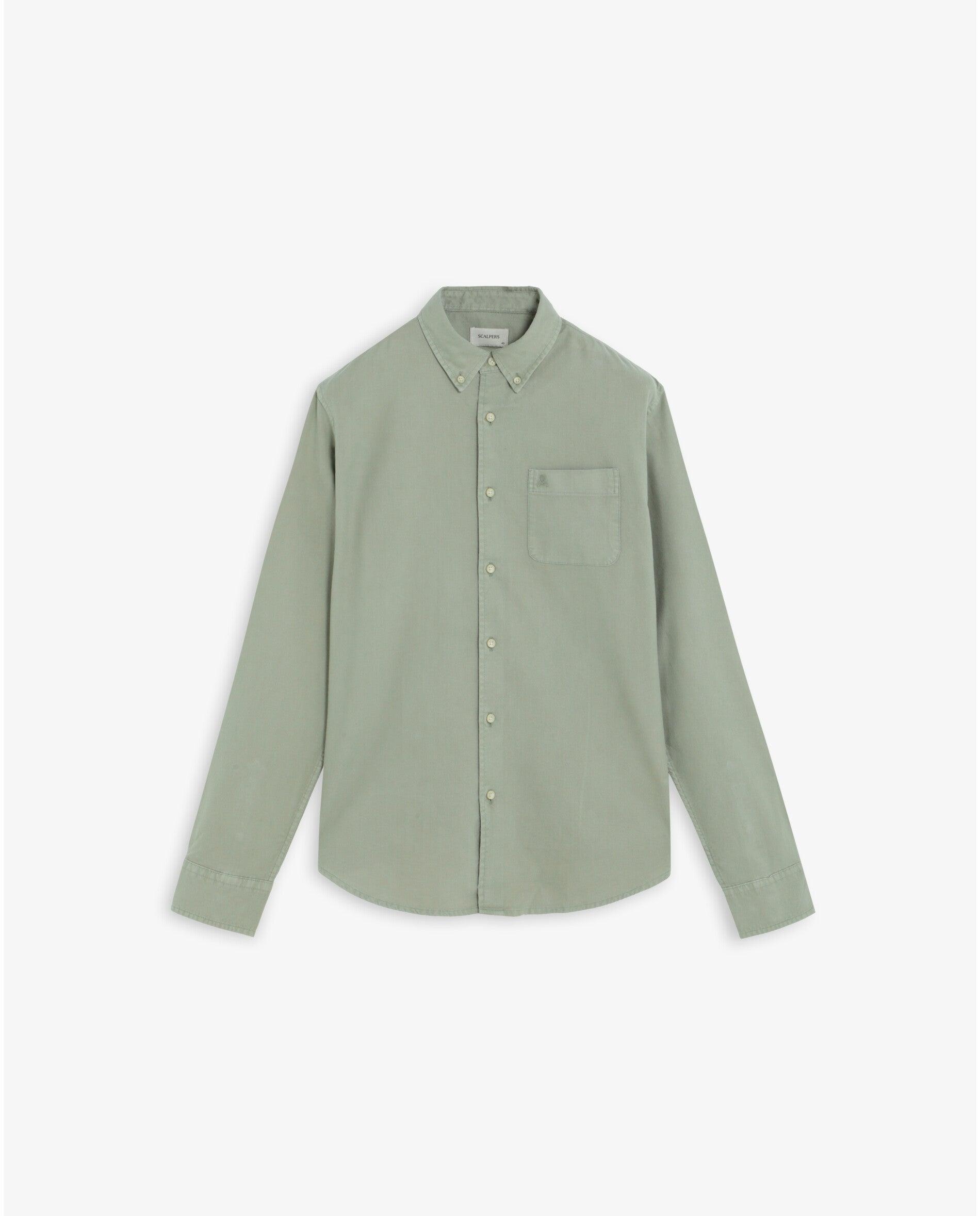 Camisa Oxford Lisa com Bolso no Peito Caqui-5
