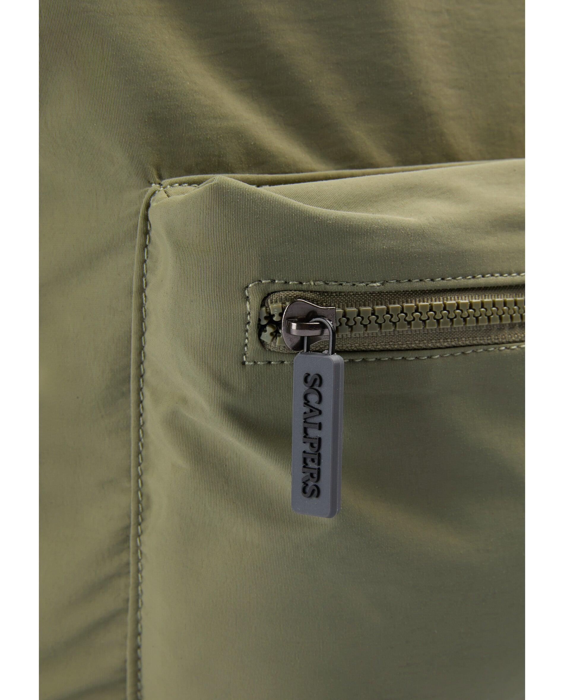 Mochila em Tecido Técnico com Parte Posterior Reforçada Caqui-6