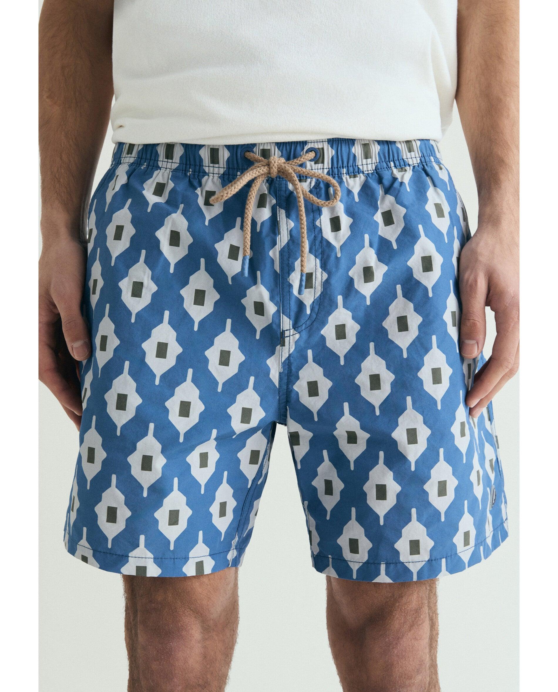 Fato de Banho Bermuda Estampado com Bolso Posterior Azul-4