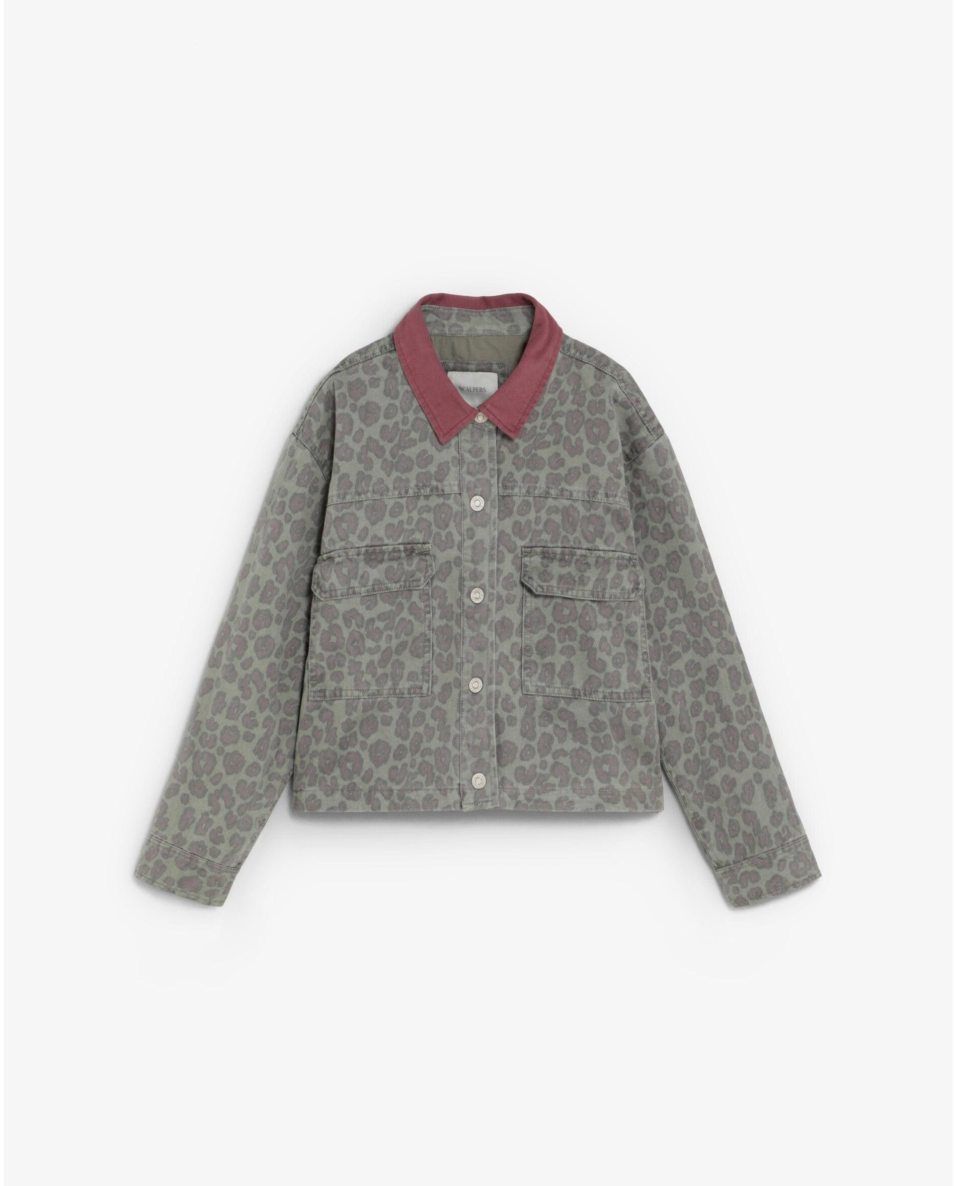 Blusão Infantil Animal Print com Gola Tipo Camisa em Contraste Scalpers Verde-antiquário-5