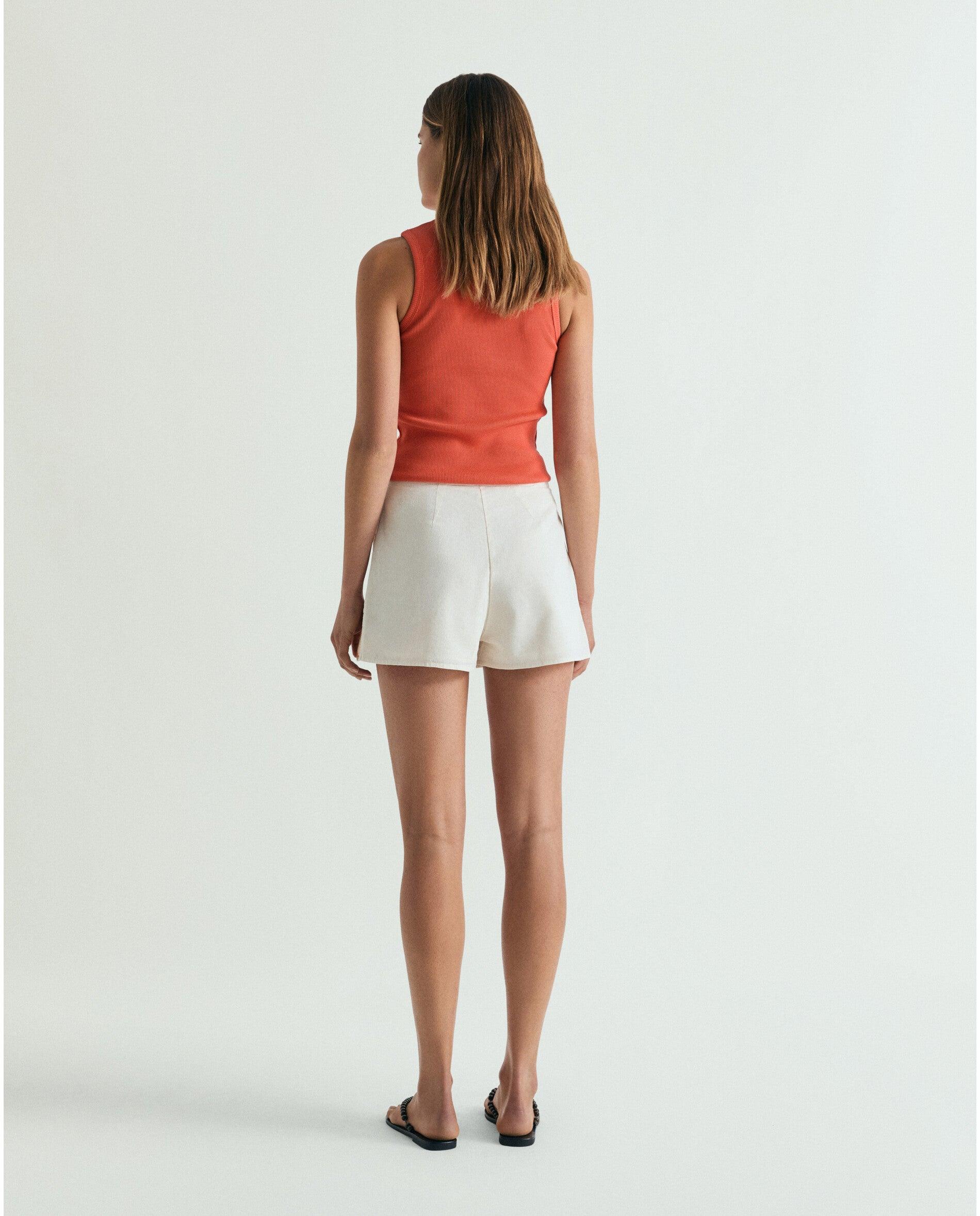 Shorts de Cintura Subida com Detalhes Bordados Cru-3