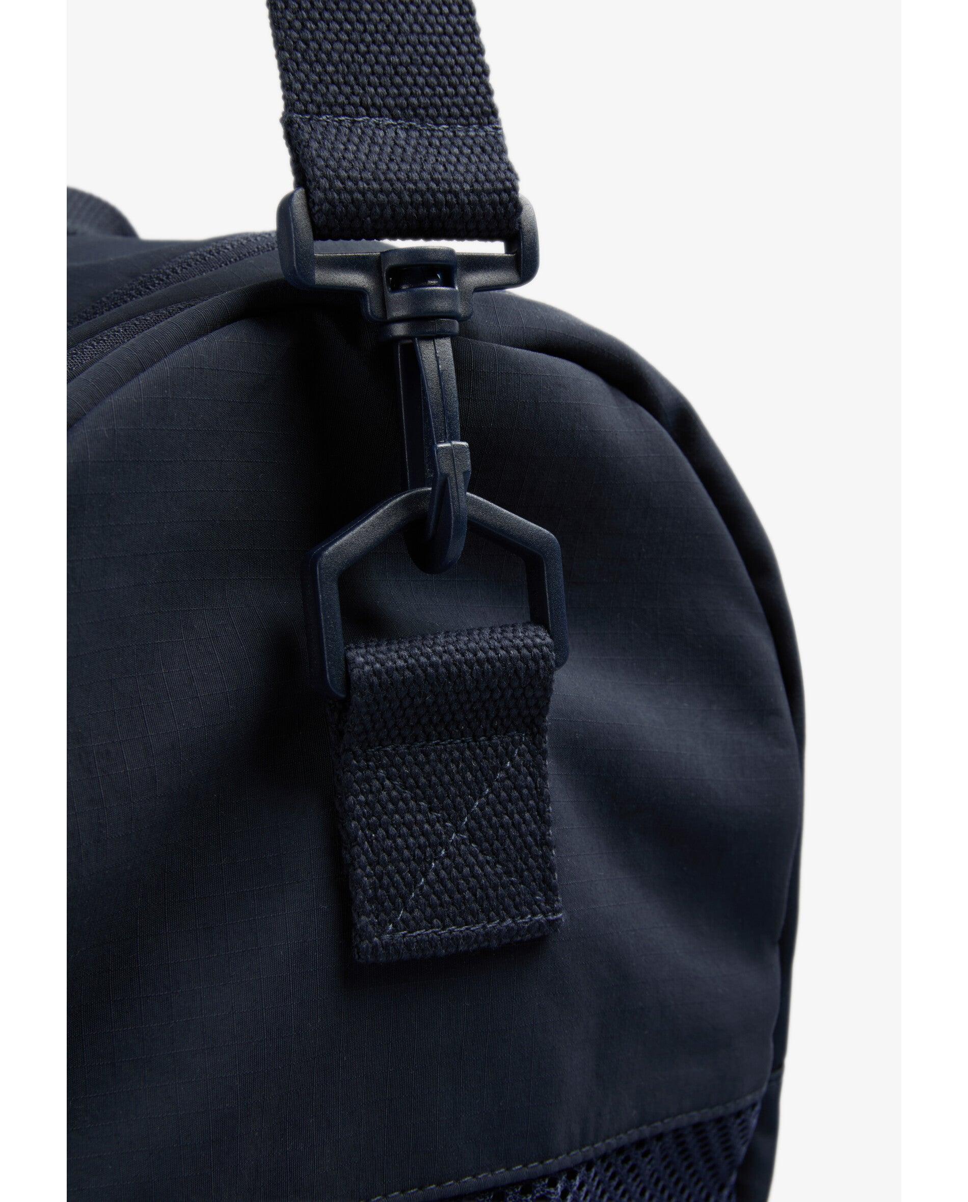 Bolsa Infantil Desportiva com Alça Dupla Superior e Alça Comprida Ajustável Navy-8