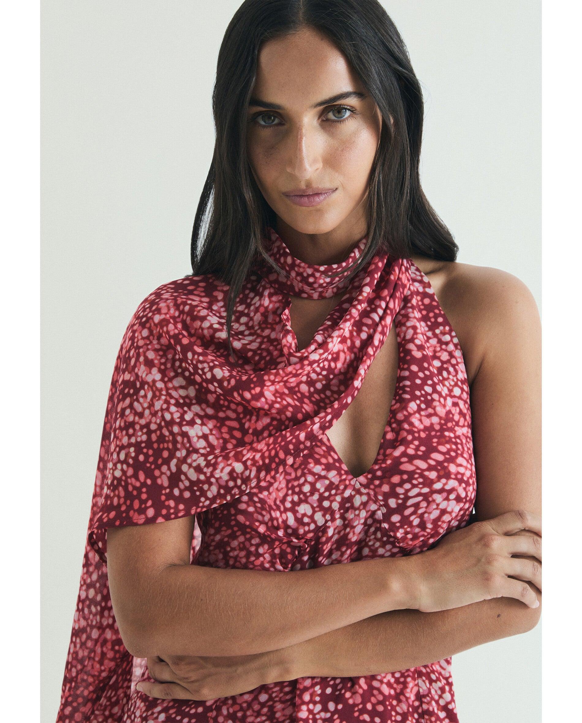 Vestido Comprido Estampado com Costas Semidescobertas Vermelho-4