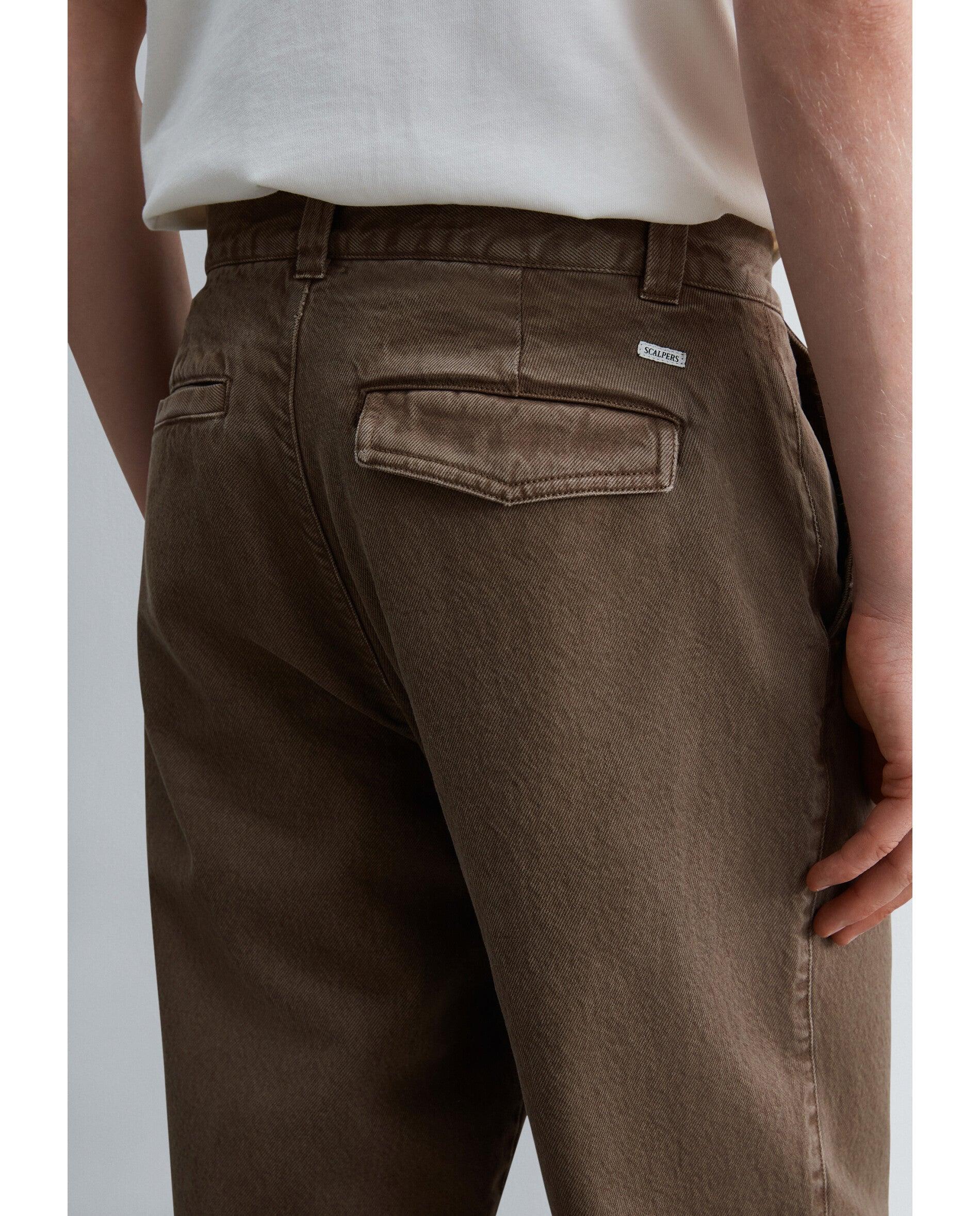 Calças Chino Relaxed Fit com Presilhas na Cintura Castanho-4