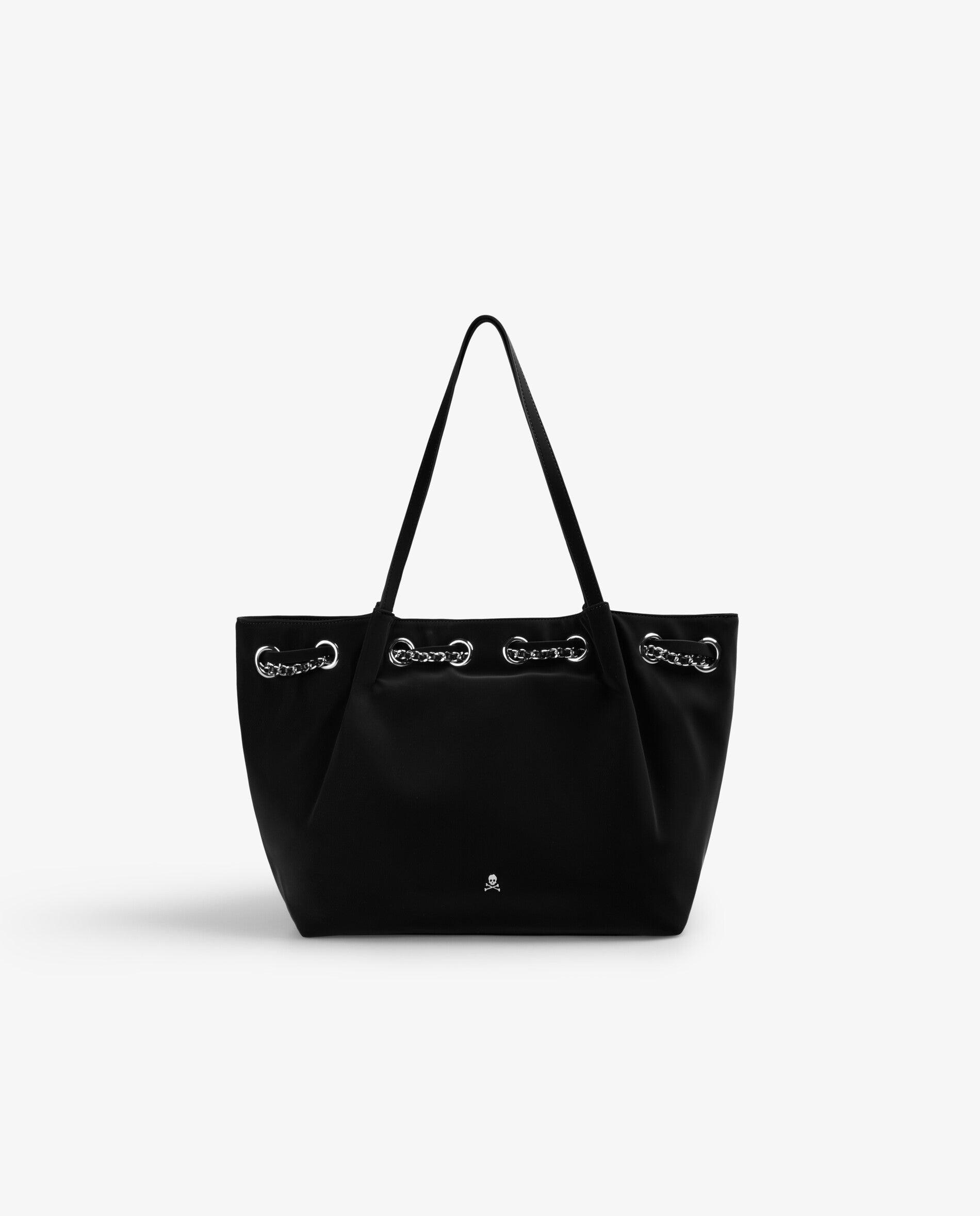 Imagem 0 de Shopper com Detalhe de Eyelets e Corrente Metálica Decorativa