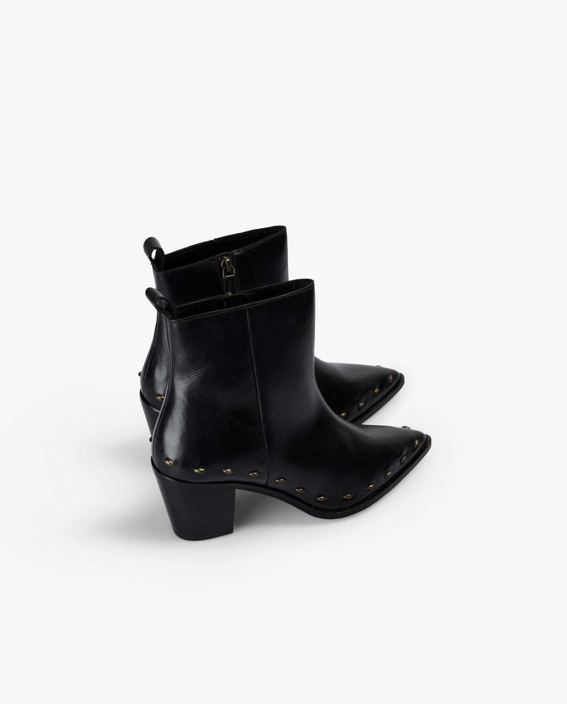 Botins Básicos de Pele com Tachas Preto-3