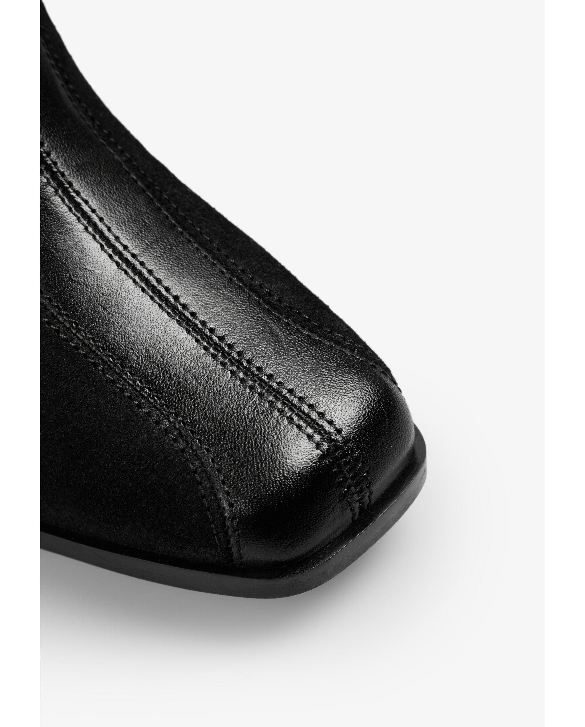 Botas Básicas de Pele com Tecido Às Riscas Preto-5