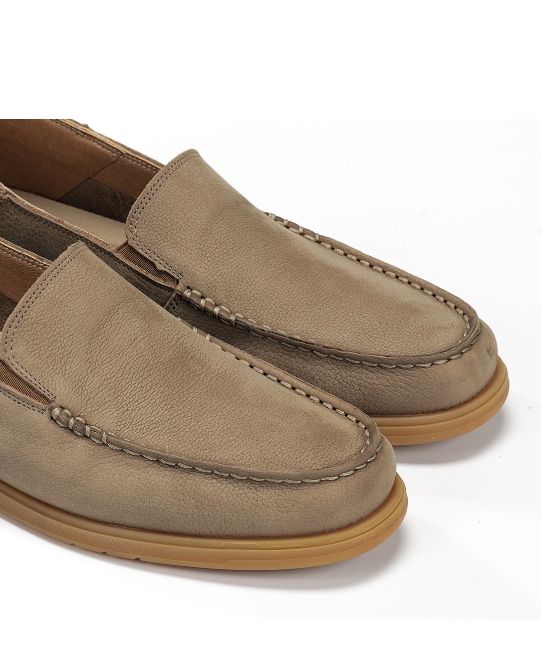 Mocassins Fabricados em Nobuck Castanho-6