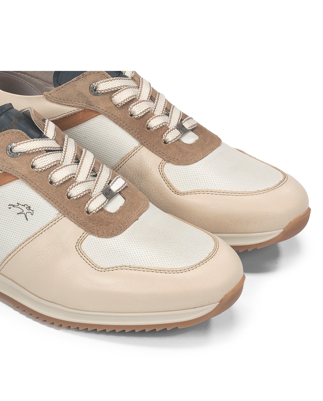 Sapatos de Cordões Fabricados em Pele Castanho-6