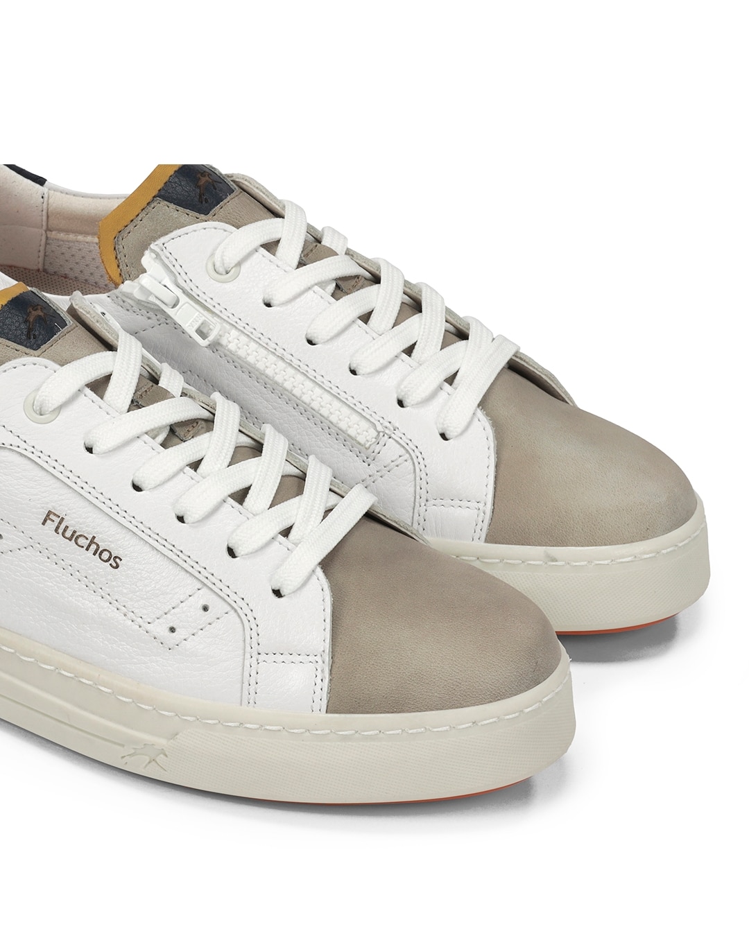 Sapatos de Cordões Fabricados em Pele Branco-6