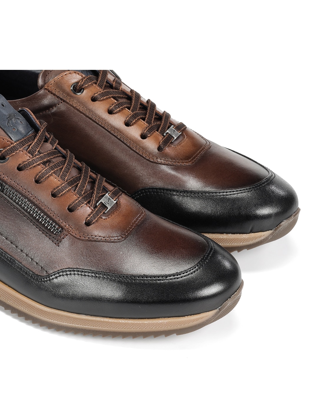 Sapatos de Cordões Fabricados em Pele Castanho-claro-6