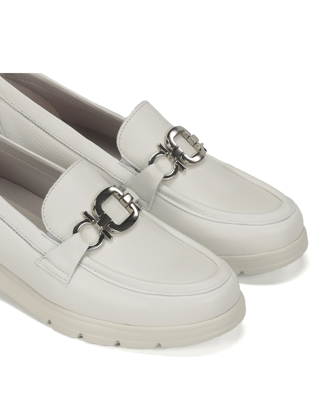 Mocassins Fabricados em Pele Branco-6
