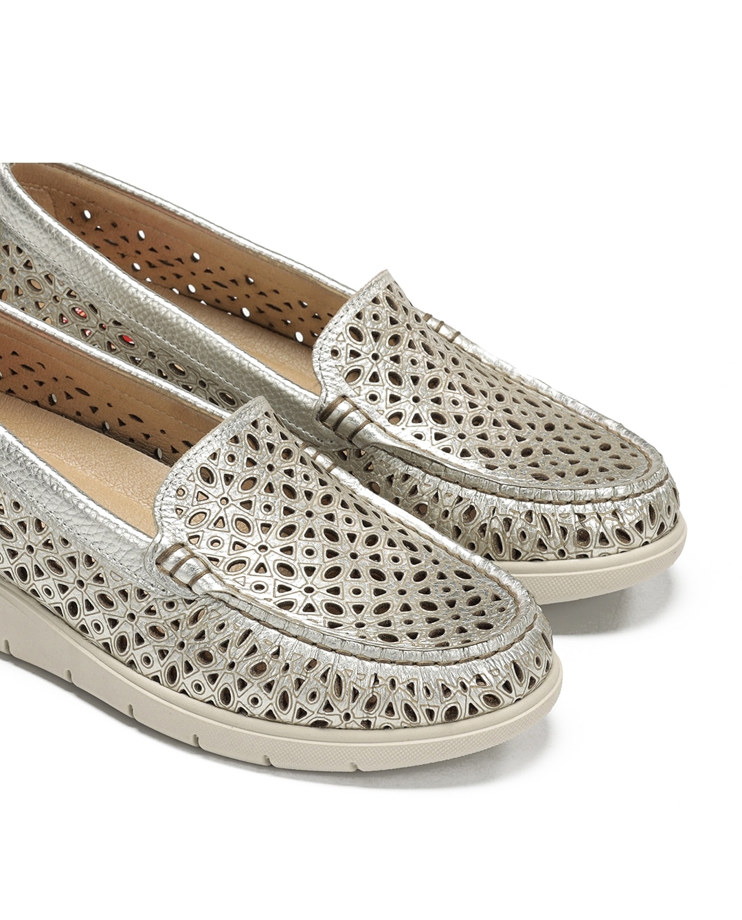 Mocassins Fabricados em Pele Ouro-4