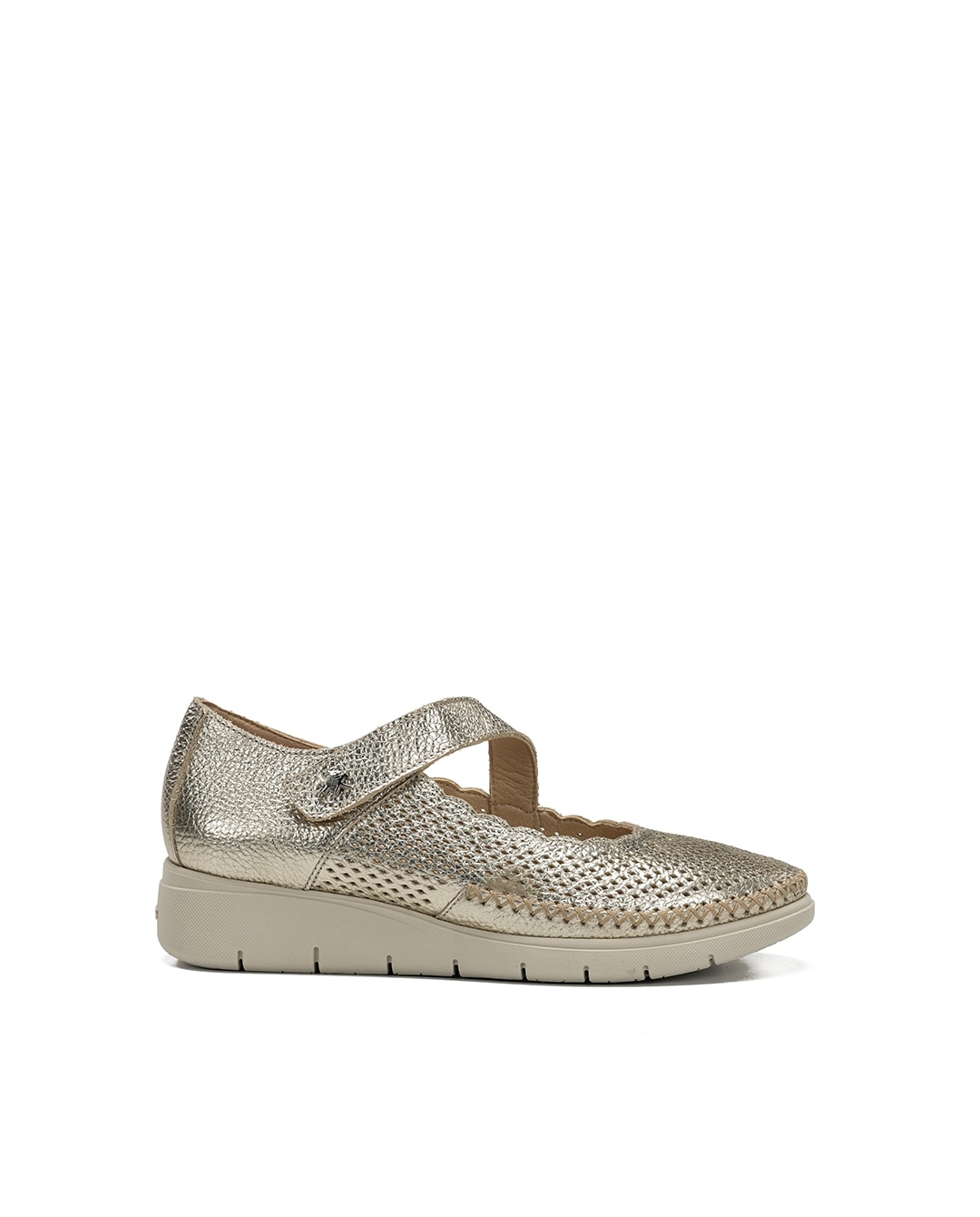 Imagem 0 de Sapatos de Salto Fabricados em Pele