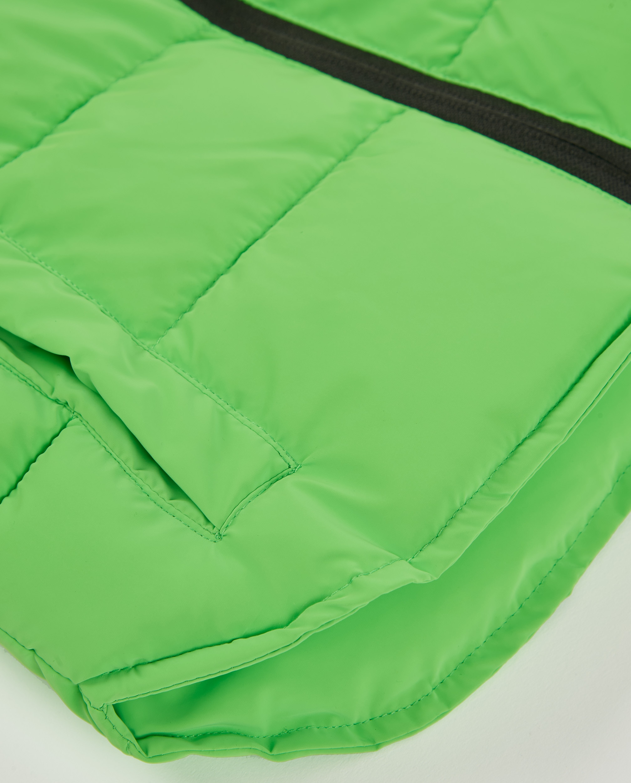 Colete Acolchoado Infantil em Verde com Capuz Verde-4