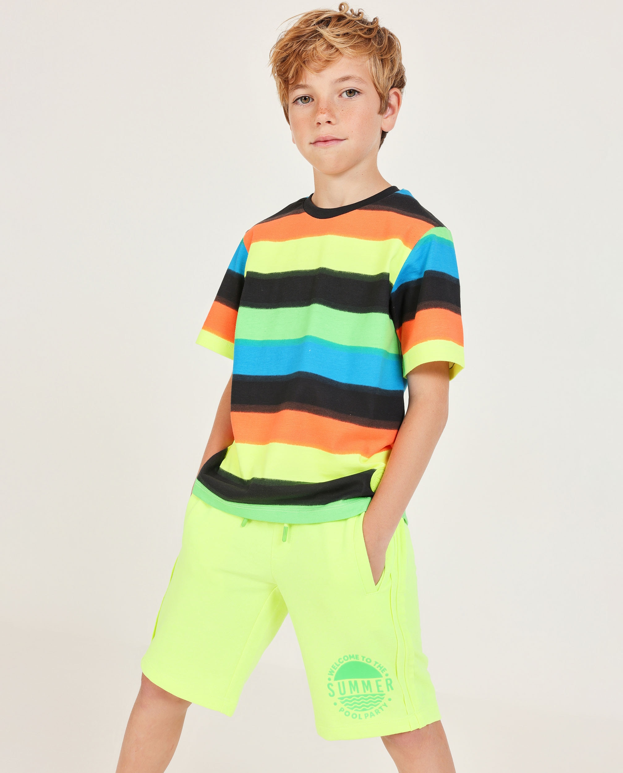 Imagem 0 de Bermudas Infantil de Malha com Cordão Ajustável