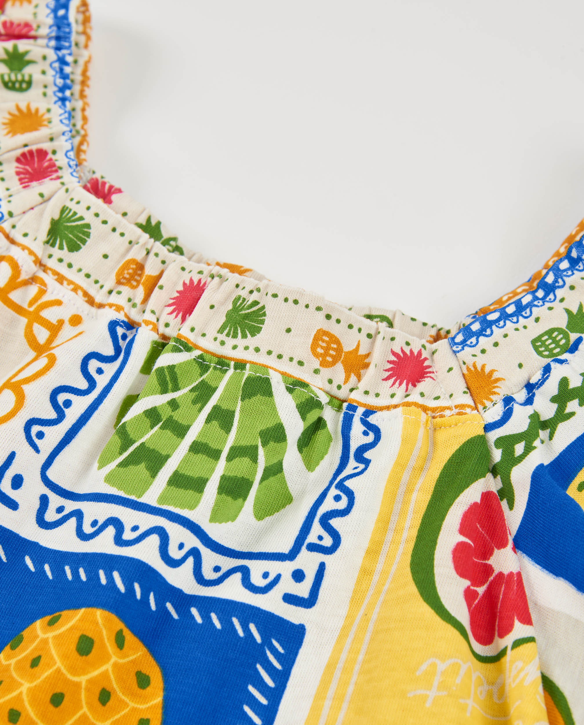 Vestido Infantil de Malha com Decote Elástico Bege-3