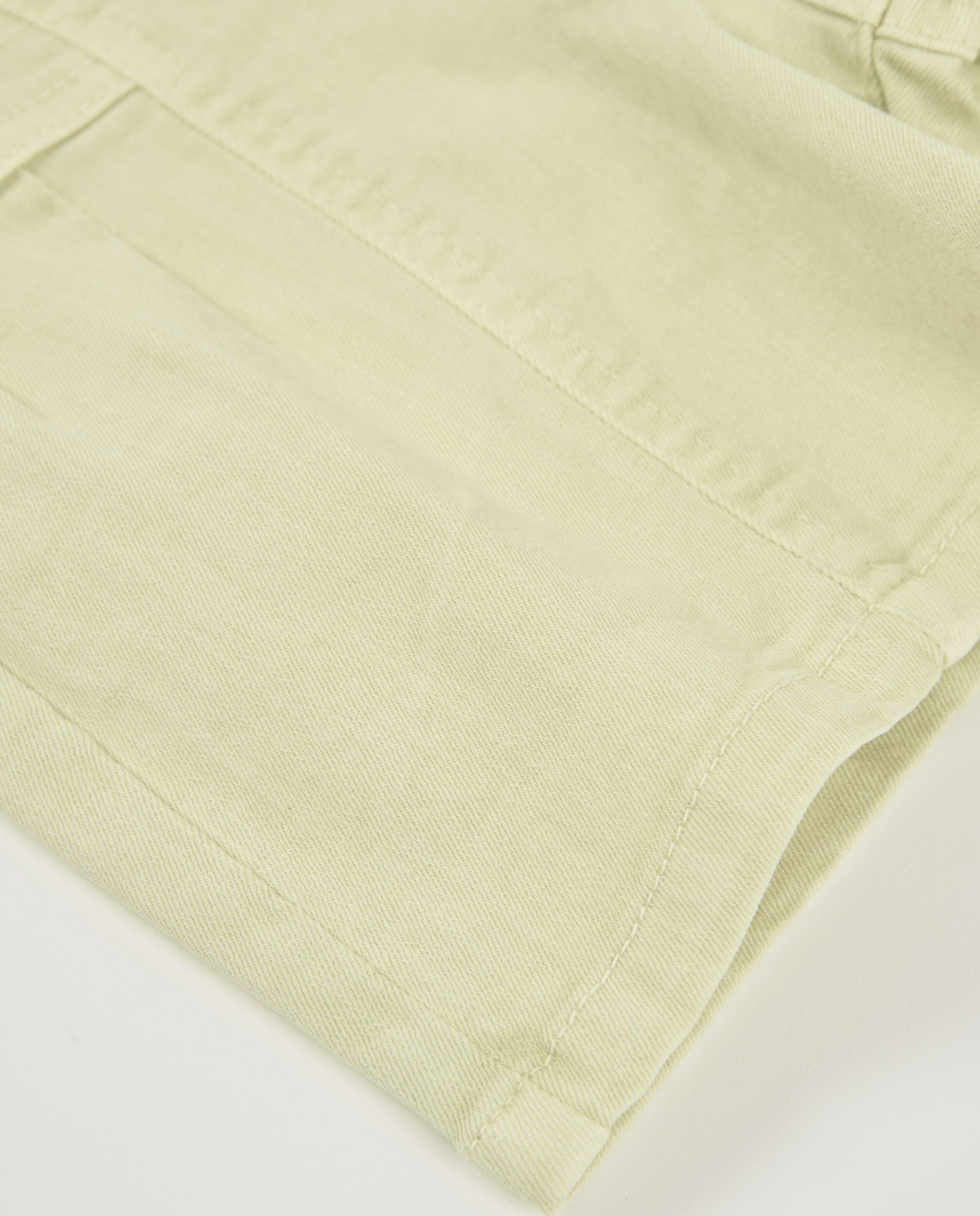 Short Infantil de Plana com Pregas Frontais Verde-claro-4