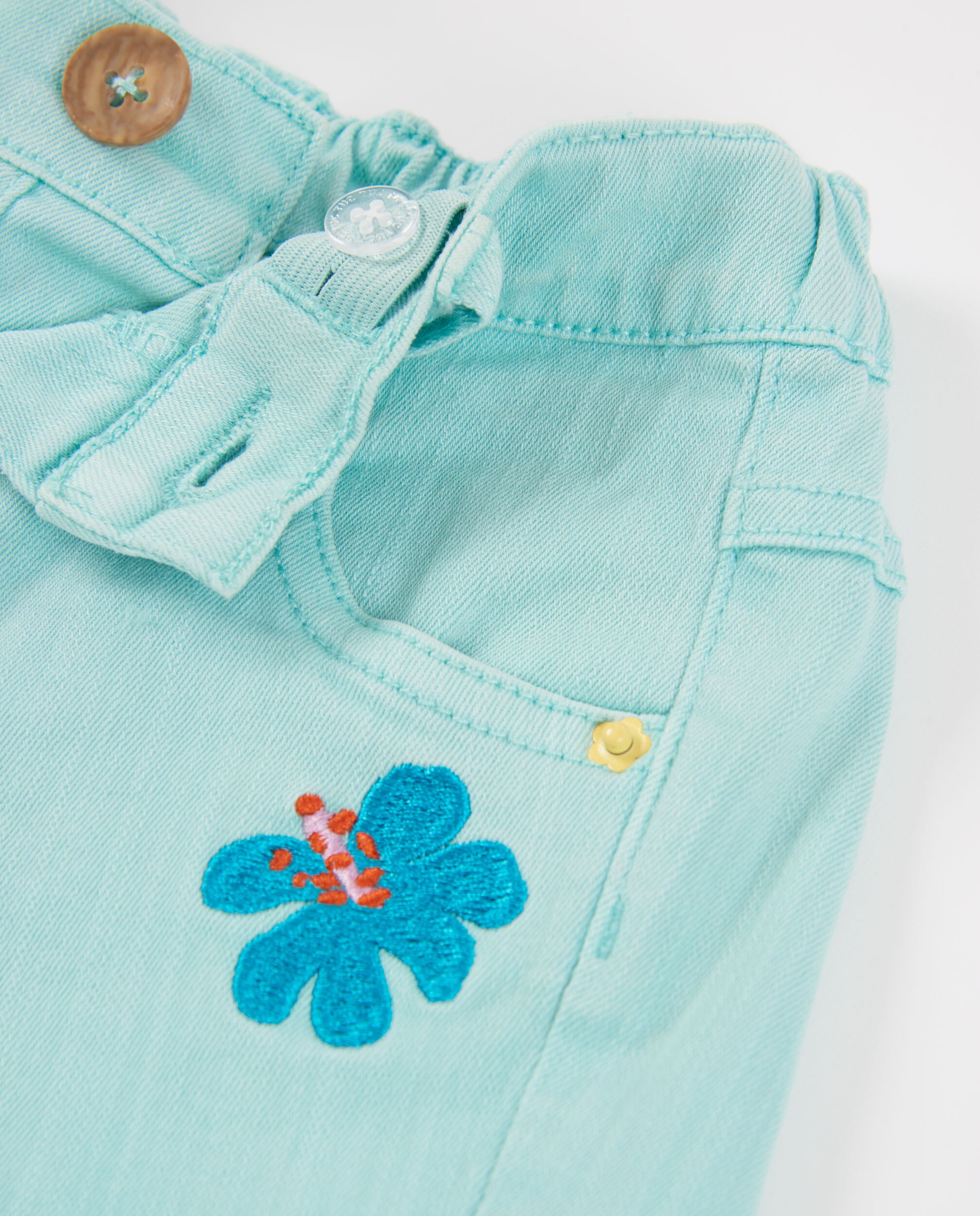 Short de Plana e Denim com Bordados Azul-turquesa-3