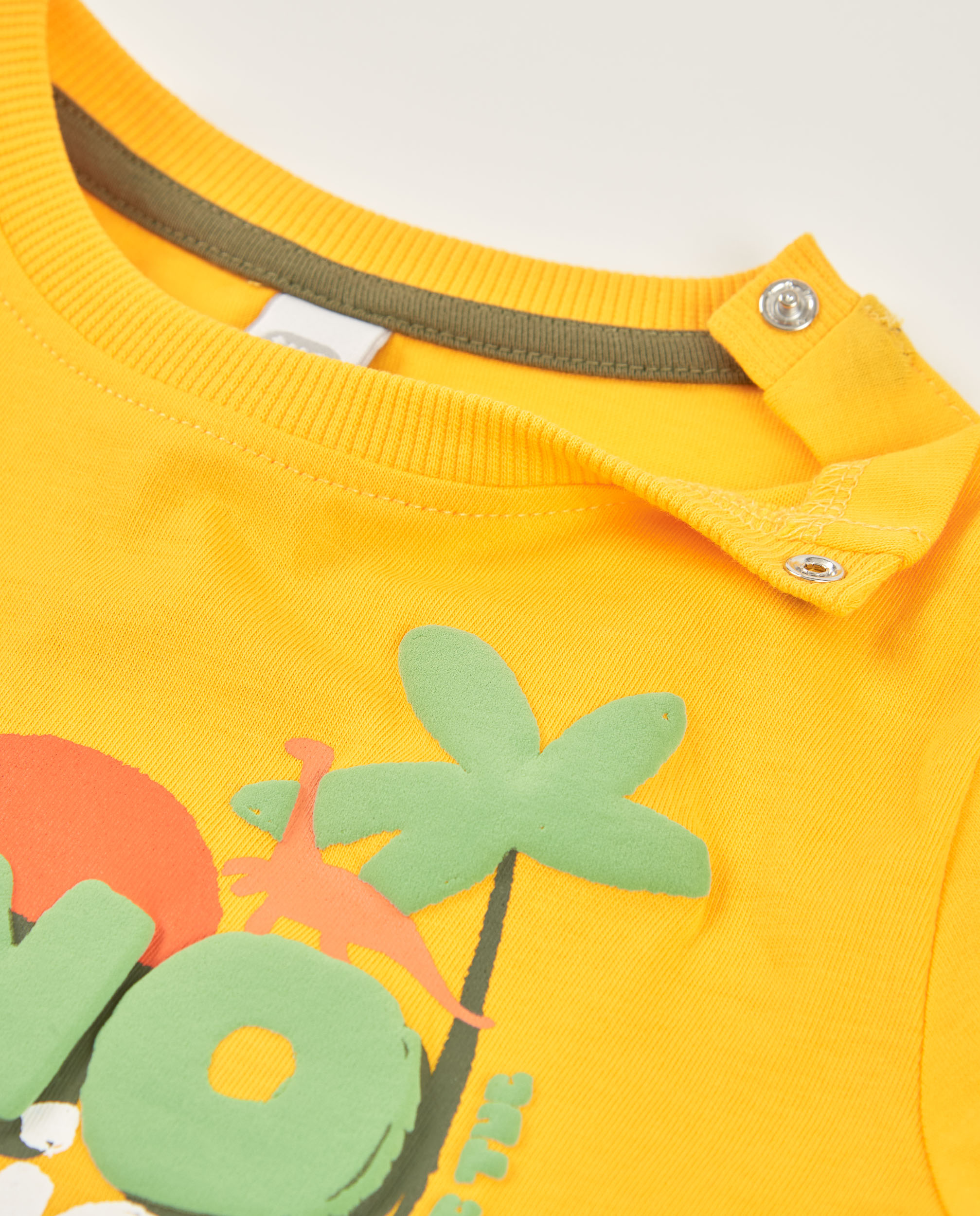 T-shirt Infantil de Malha com Estampado Frontal Tuc tuc Amarelo-3