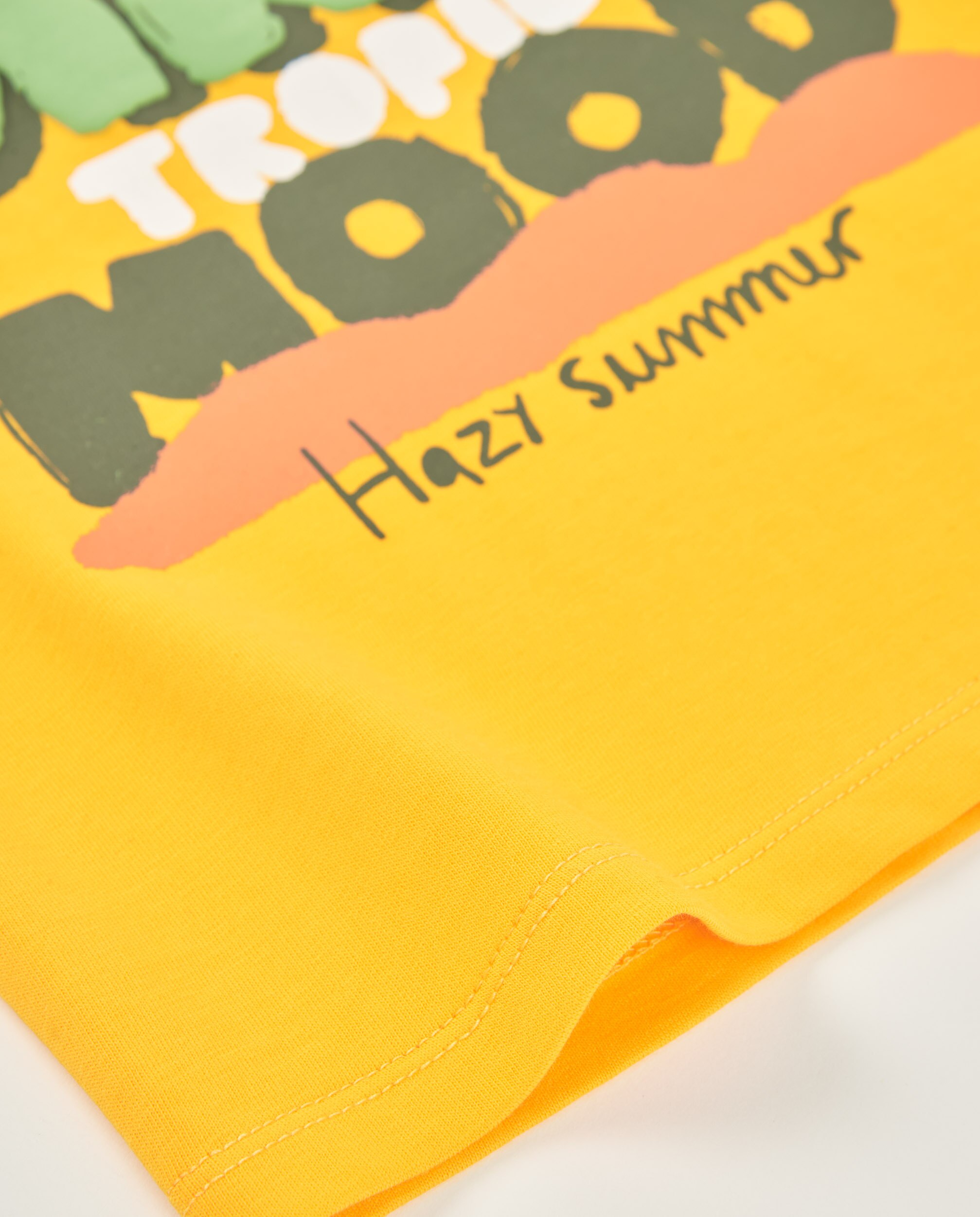 T-shirt Infantil de Malha com Estampado Frontal Tuc tuc Amarelo-4