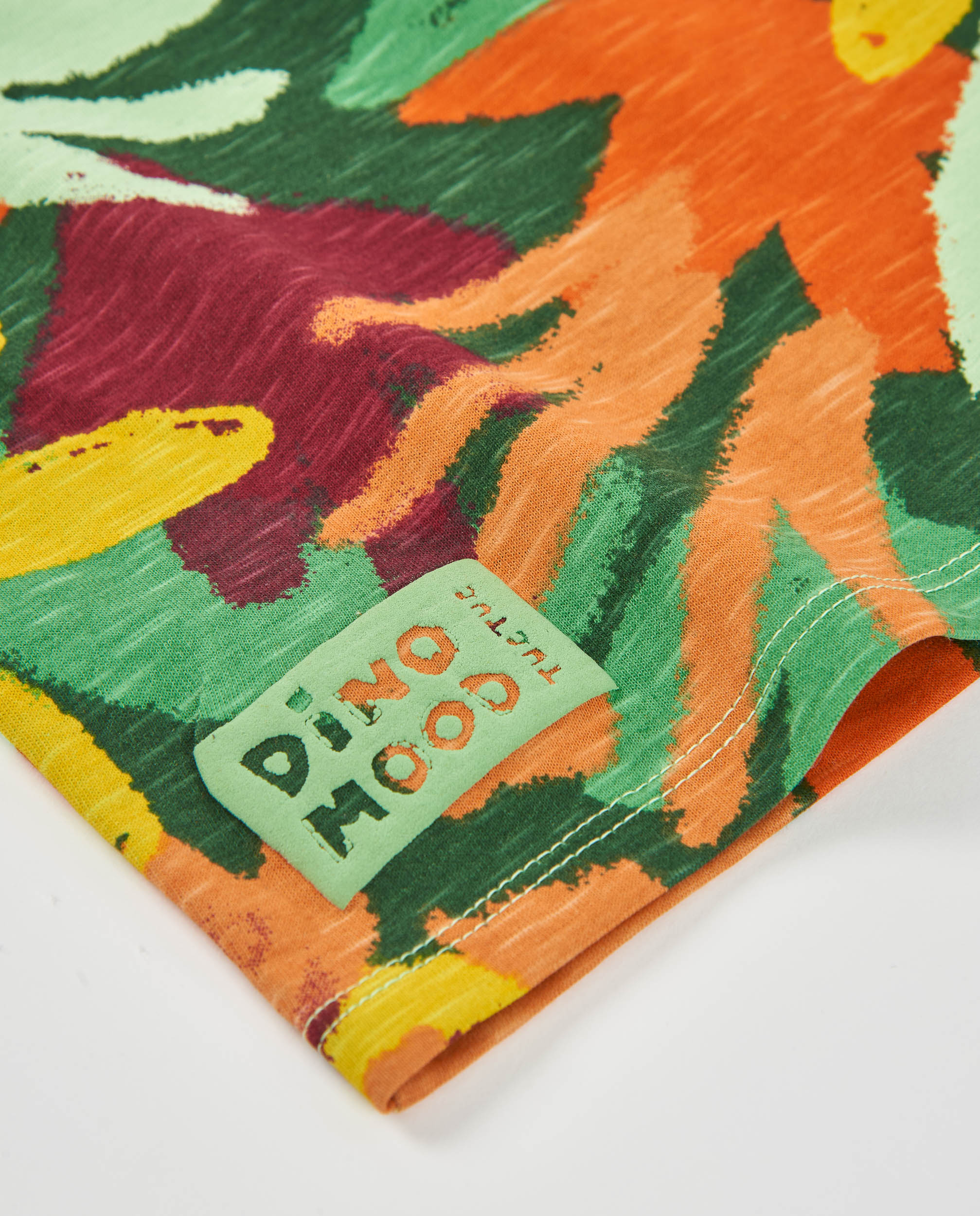 T-shirt Infantil de Malha com Estampado Integral Verde-4
