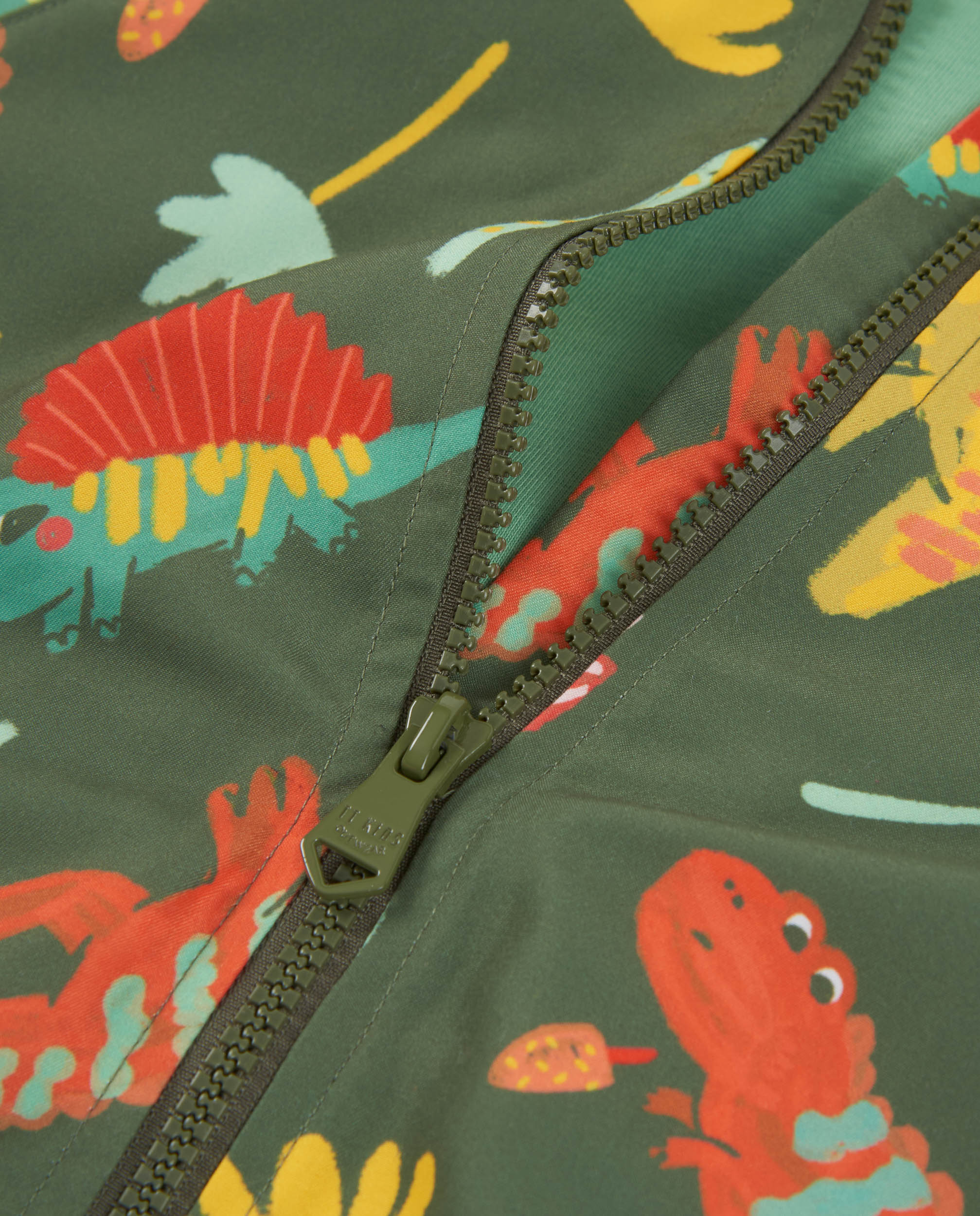Casaco Infantil de Plana com Estampado Integral Verde-militar-3