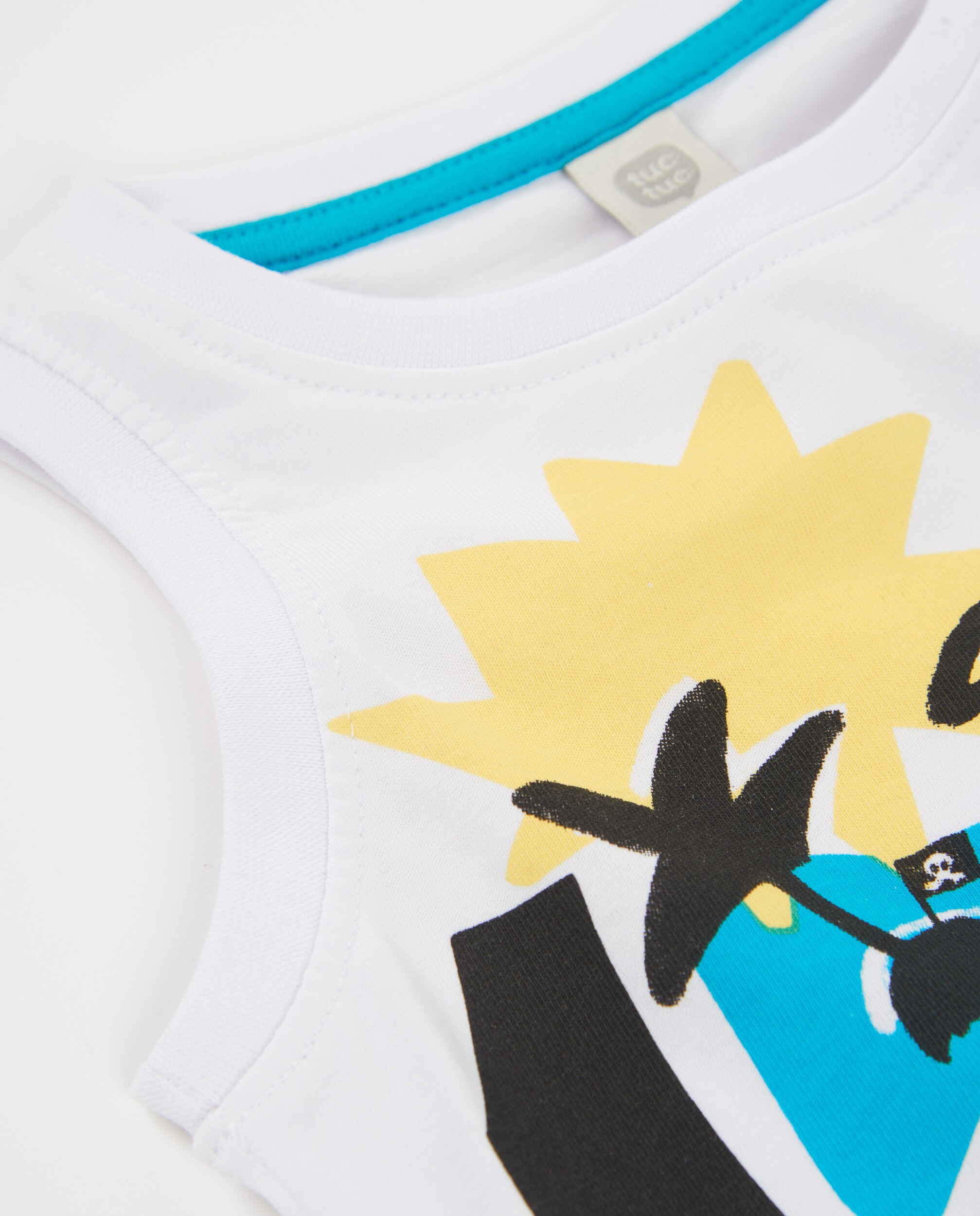 T-shirt Infantil de Malha e de Alças Branco-3