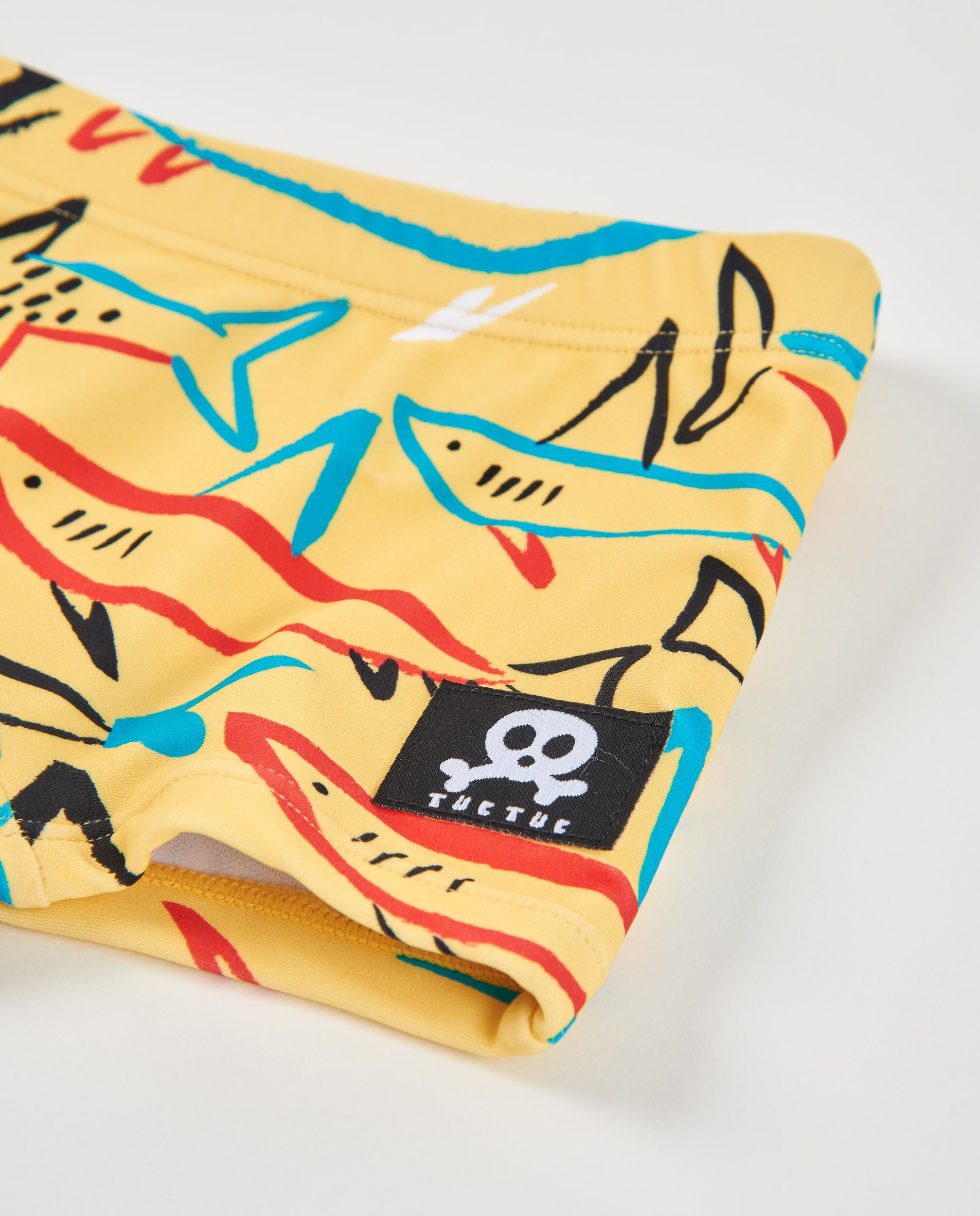 Fato de Banho Infantil de Malha com Estampado de Tubarões Tuc tuc Amarelo-4